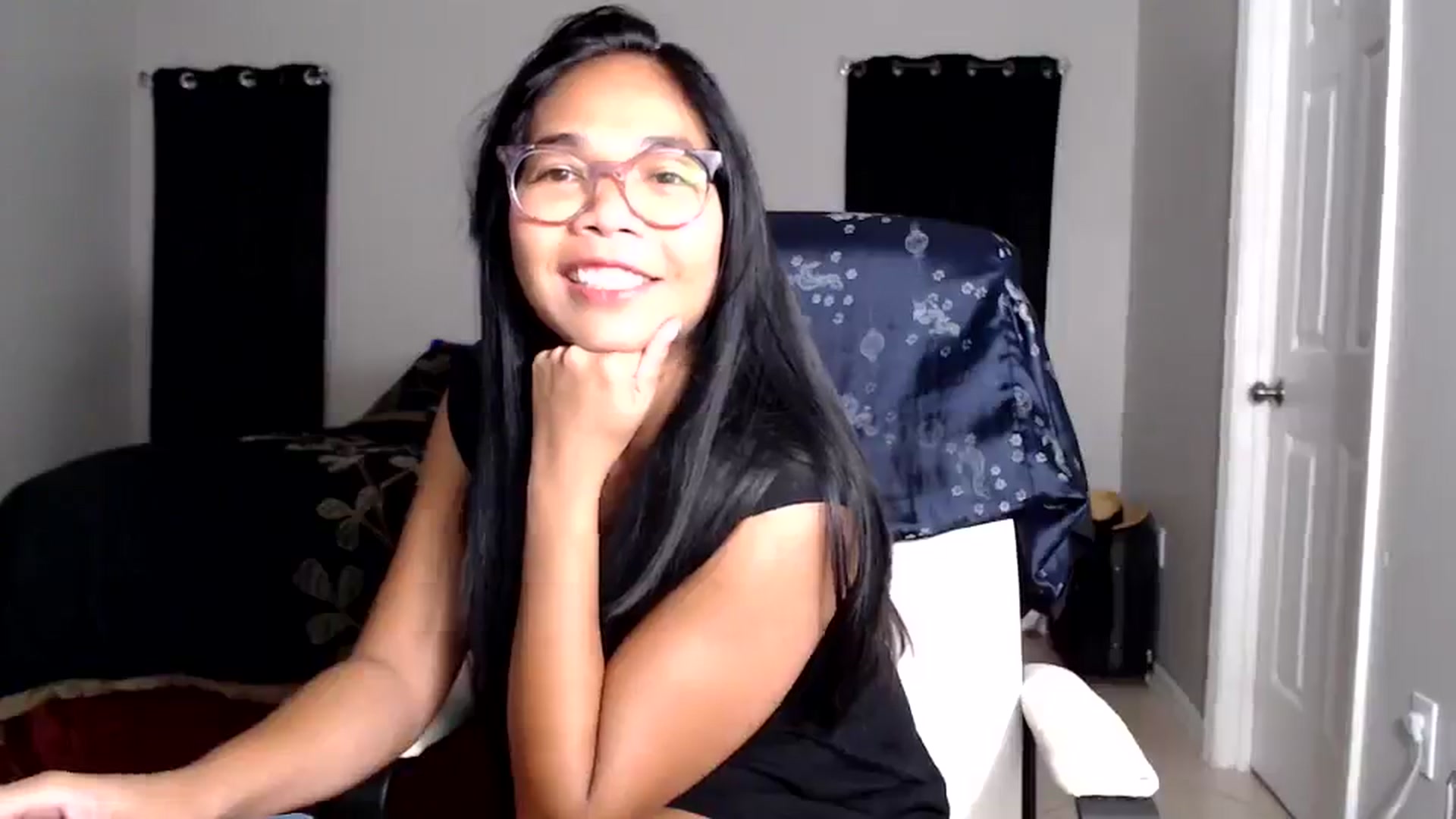 Gallery image thumbnail from Littlekai2025's myfreecams stream on, 06/13/2025, 04:17 image 2 of 20
