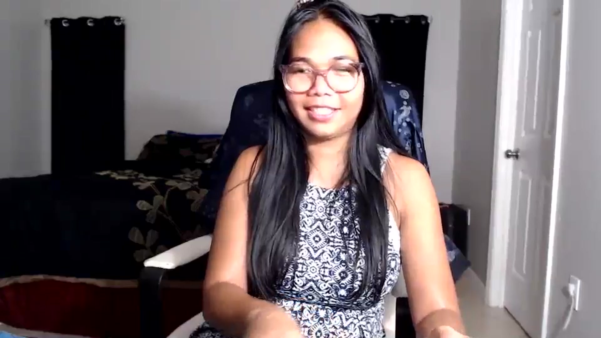 Gallery image thumbnail from Littlekai2025's myfreecams stream on, 06/15/2025, 05:12 image 11 of 20