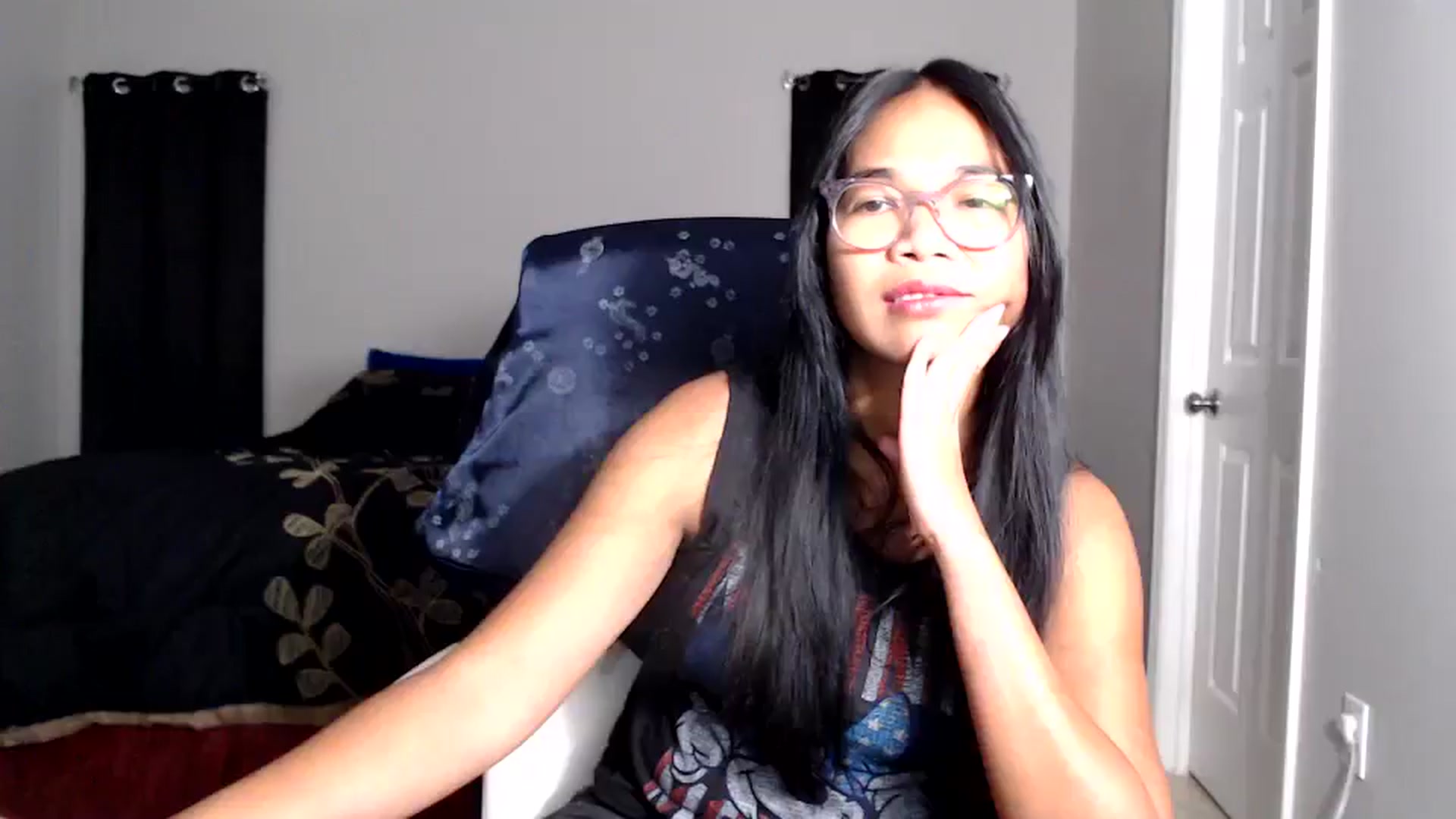 Gallery image thumbnail from Littlekai2025's myfreecams stream on, 06/16/2025, 04:10 image 1 of 20