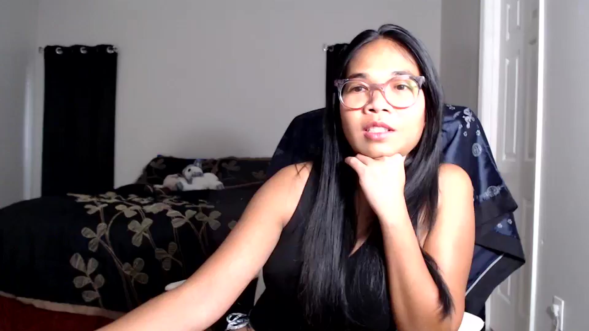 Gallery image thumbnail from Littlekai2025's myfreecams stream on, 06/18/2025, 24:51 image 1 of 20