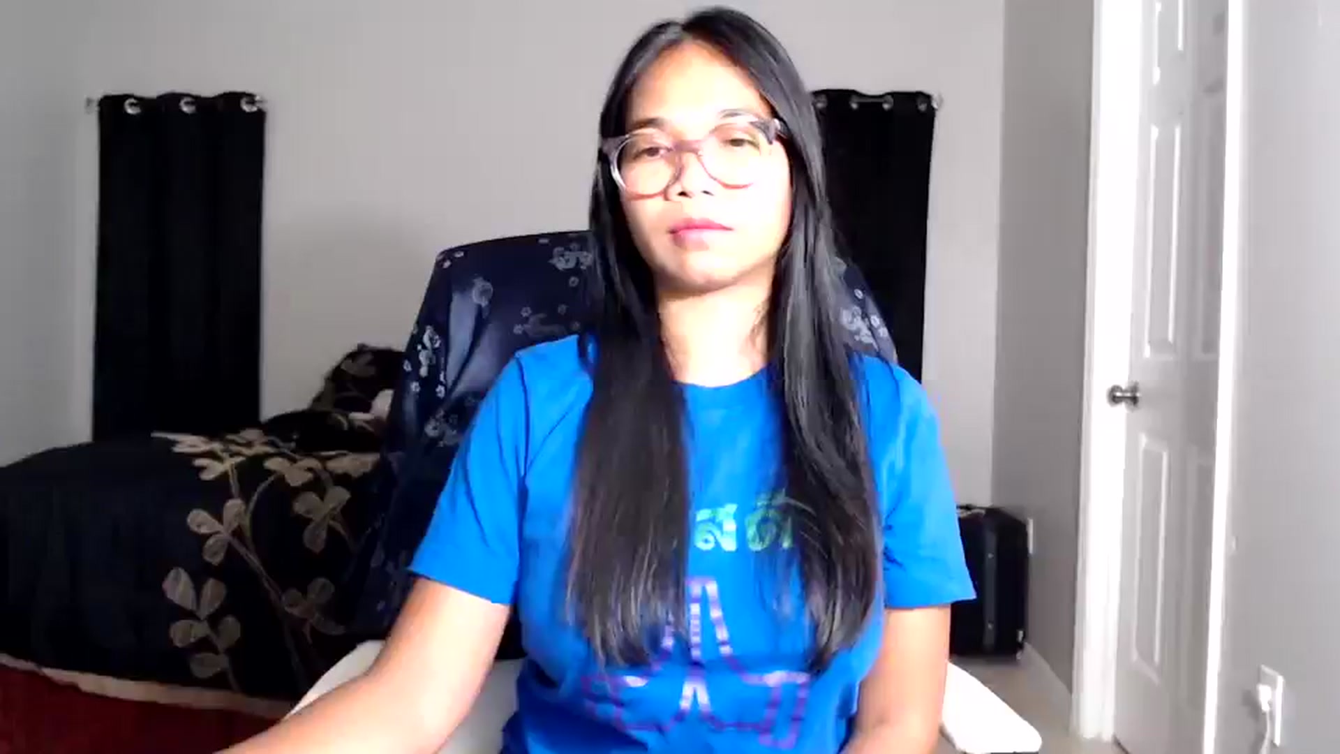 Gallery image thumbnail from Littlekai2025's myfreecams stream on, 06/18/2025, 03:53 image 14 of 20