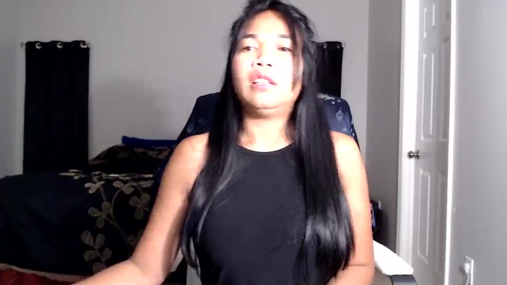 Gallery image thumbnail from Littlekai2025's myfreecams stream on, 06/23/2025, 04:22 image 12 of 20