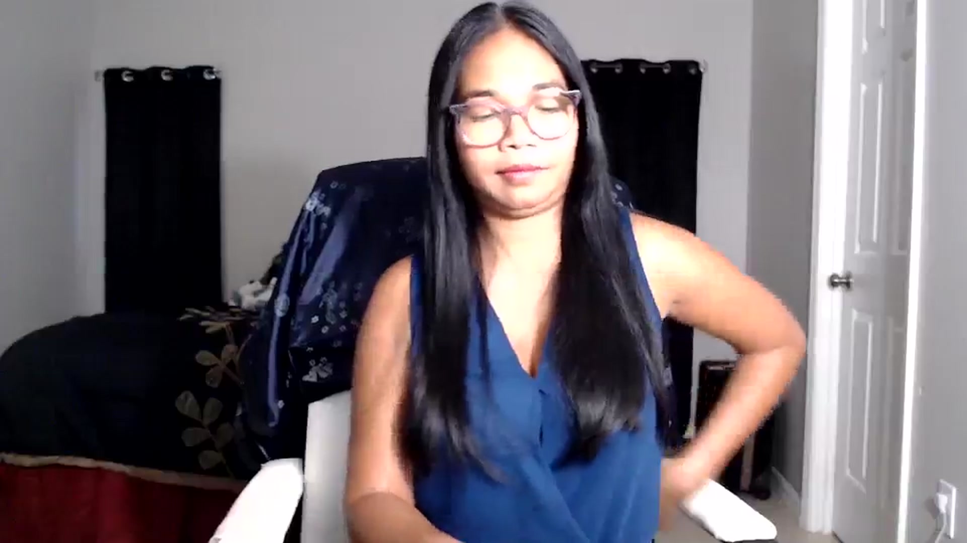 Gallery image thumbnail from Littlekai2025's myfreecams stream on, 06/24/2025, 24:02 image 19 of 20