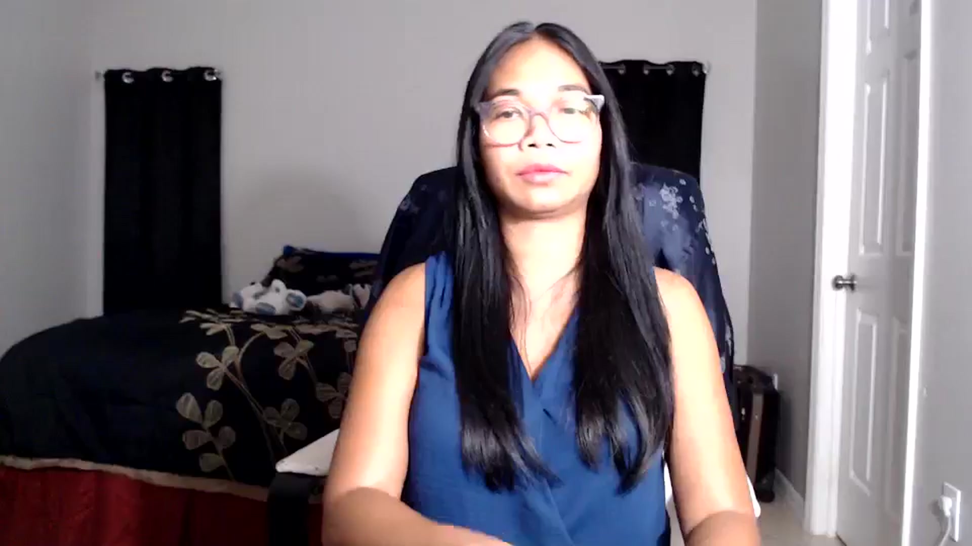 Gallery image thumbnail from Littlekai2025's myfreecams stream on, 06/24/2025, 03:41 image 3 of 20