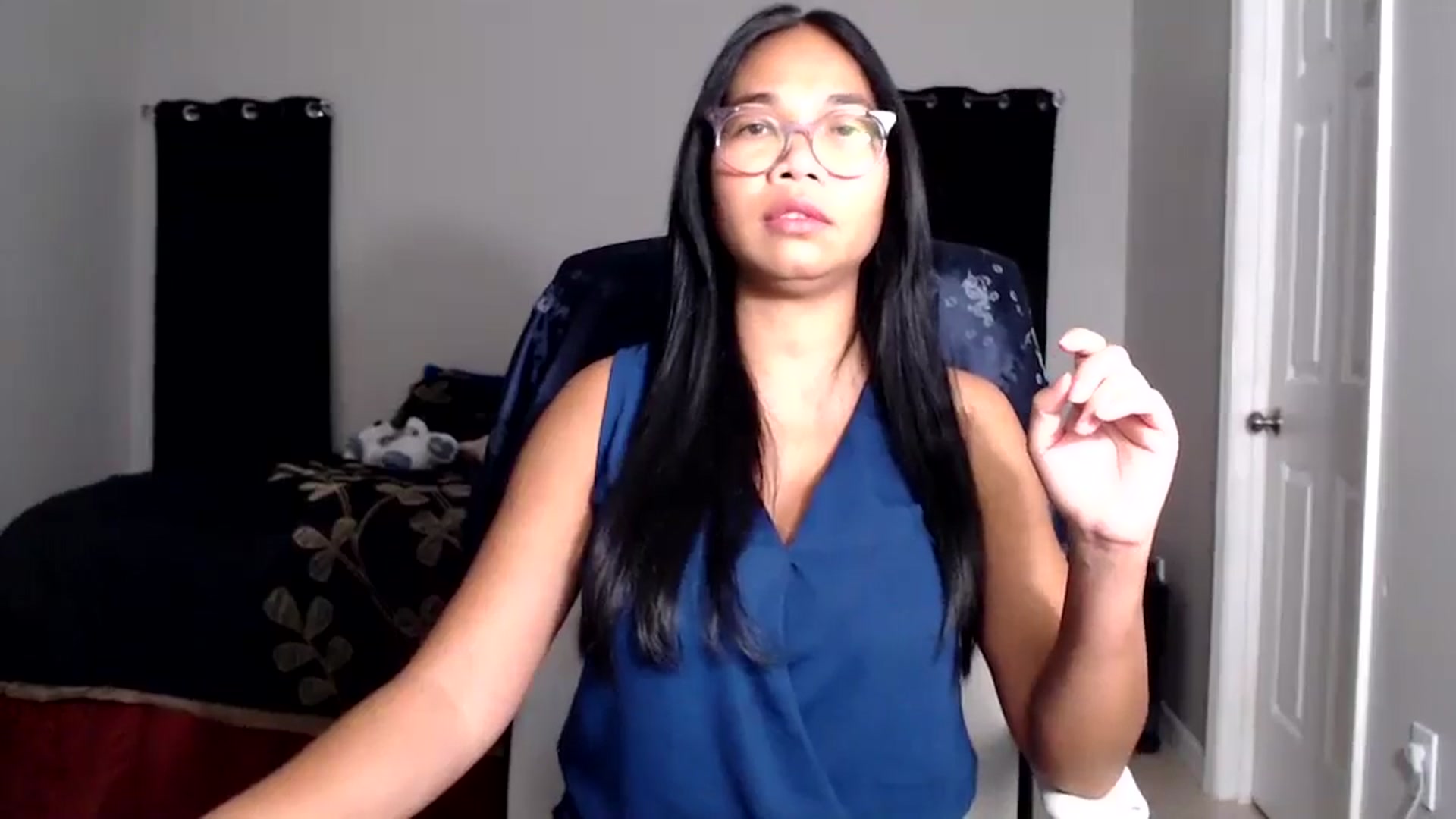 Gallery image thumbnail from Littlekai2025's myfreecams stream on, 06/24/2025, 03:41 image 7 of 20
