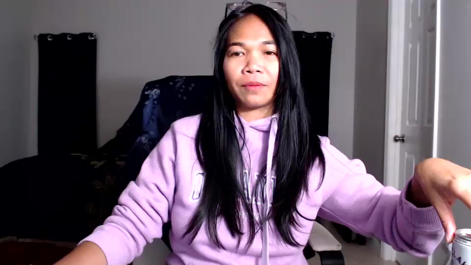 Gallery image thumbnail from Littlekai2025's myfreecams stream on, 06/26/2025, 03:26 image 20 of 20