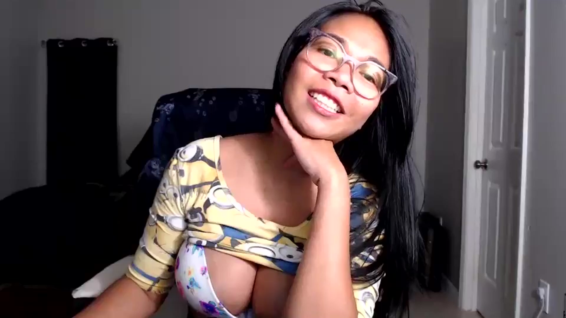 Gallery image thumbnail from Littlekai2025's myfreecams stream on, 06/26/2025, 03:26 image 17 of 20