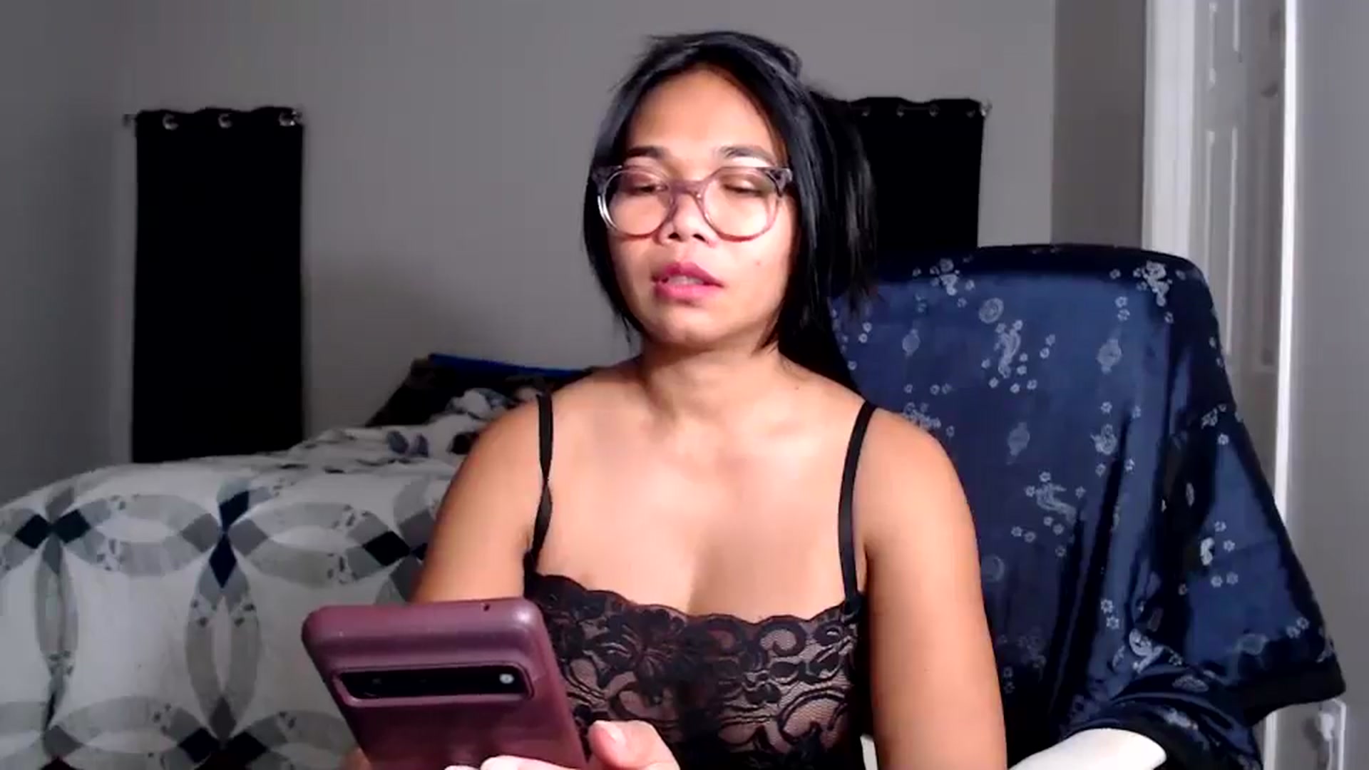 Gallery image thumbnail from Littlekai2025's myfreecams stream on, 06/30/2025, 02:40 image 2 of 20