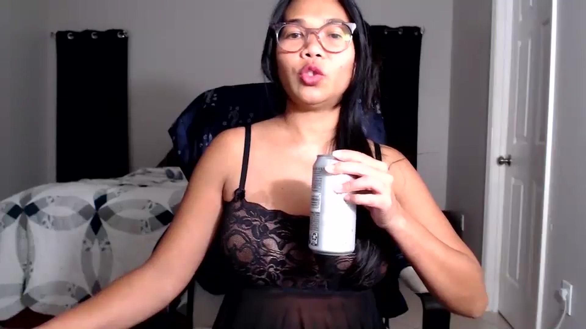 Gallery image thumbnail from Littlekai2025's myfreecams stream on, 06/30/2025, 02:40 image 12 of 20