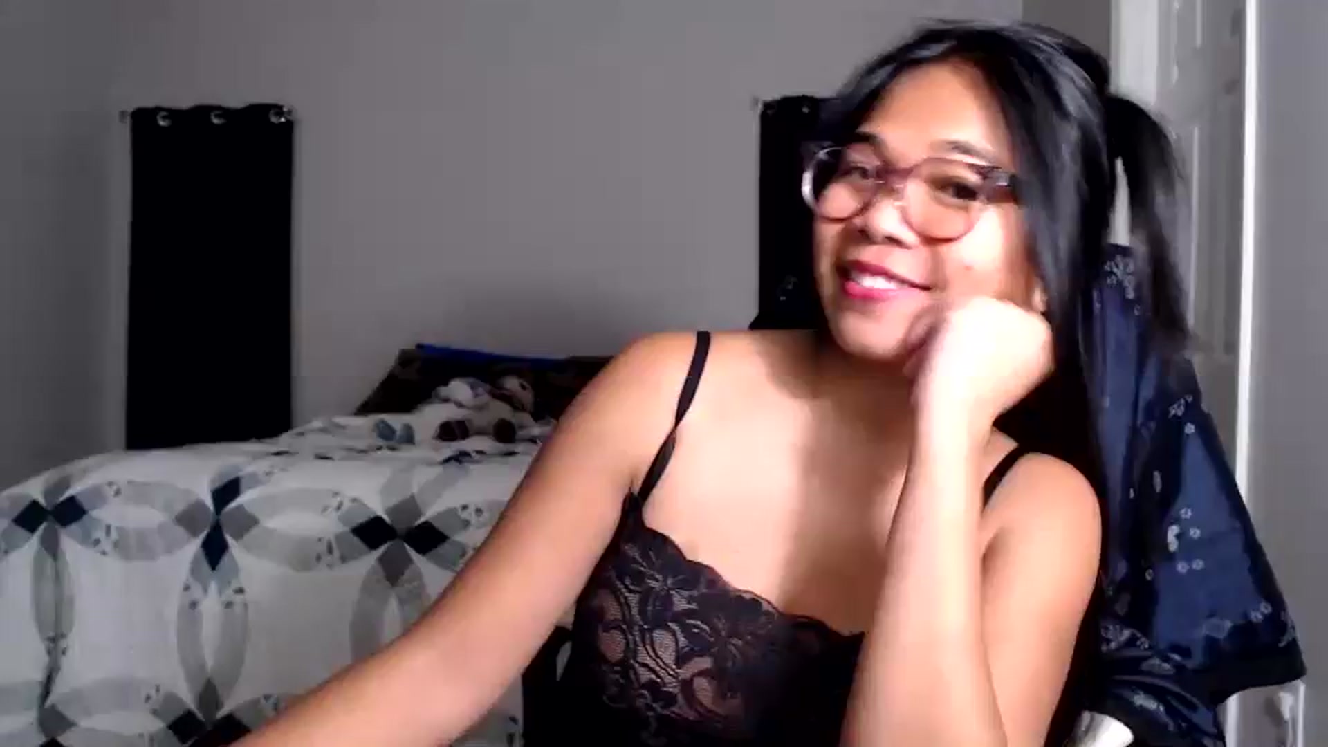 Gallery image thumbnail from Littlekai2025's myfreecams stream on, 06/30/2025, 02:40 image 1 of 20