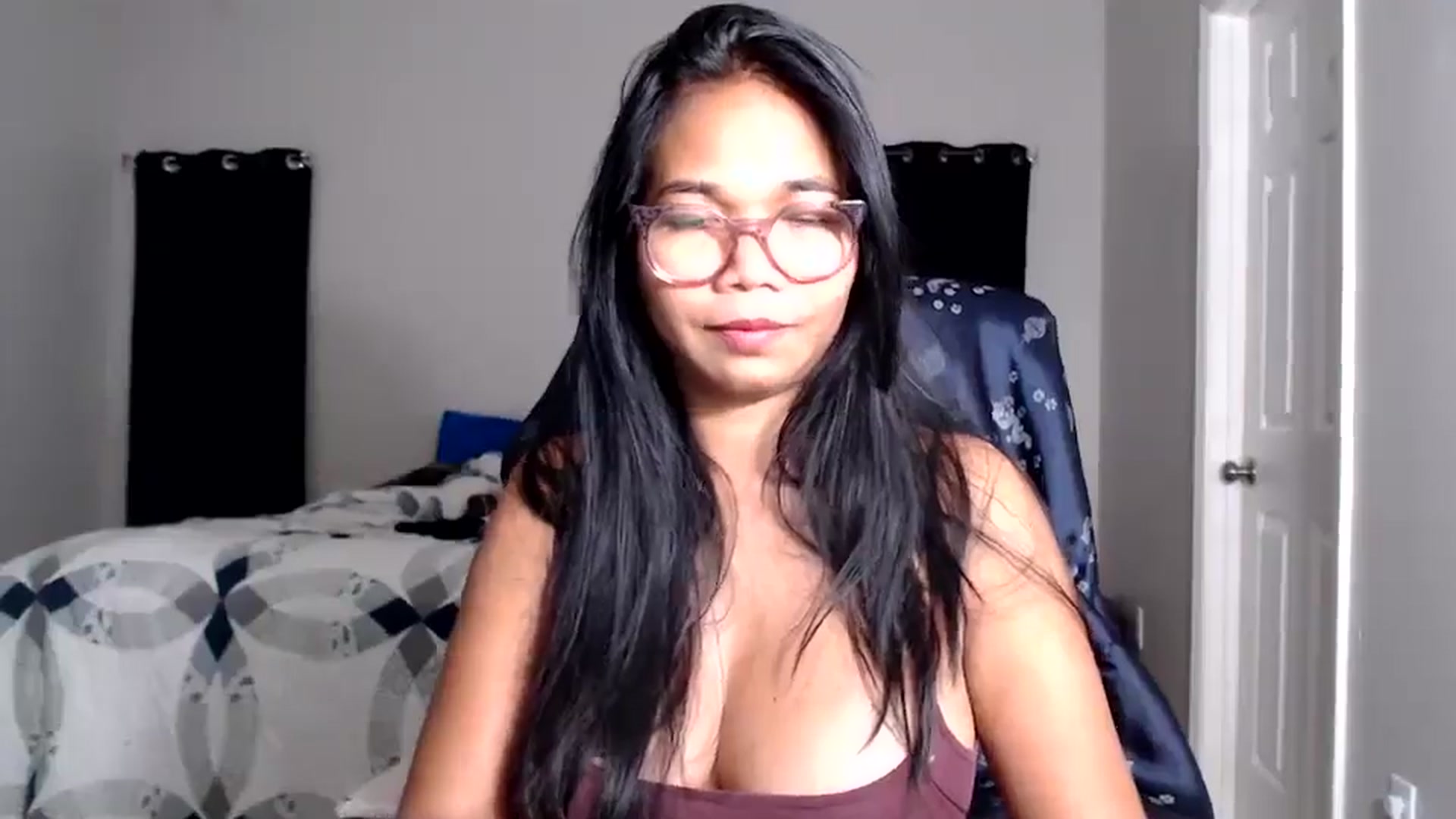 Gallery image thumbnail from Littlekai2025's myfreecams stream on, 06/30/2025, 04:26 image 17 of 20
