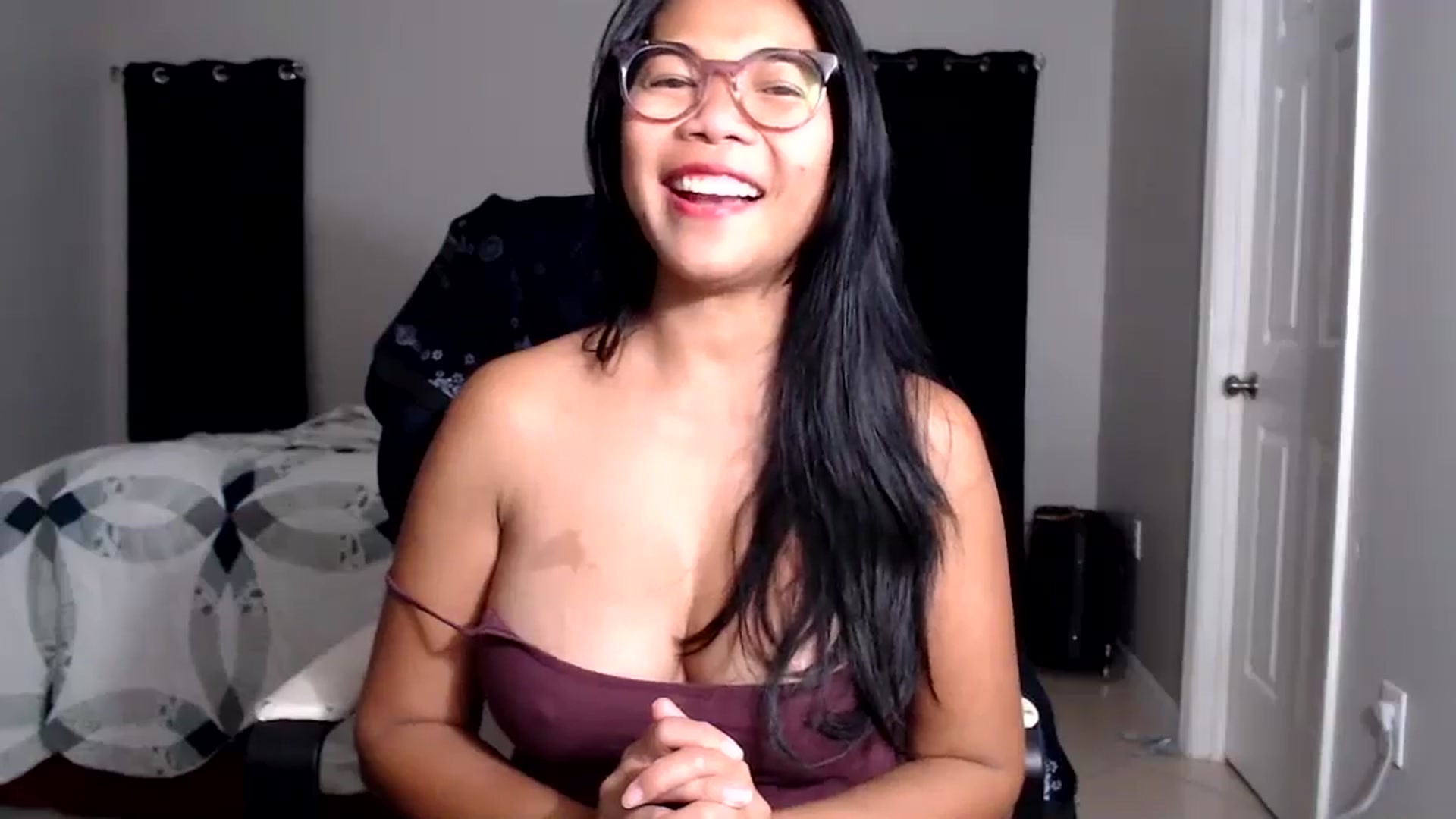 Gallery image thumbnail from Littlekai2025's myfreecams stream on, 06/30/2025, 04:26 image 3 of 20