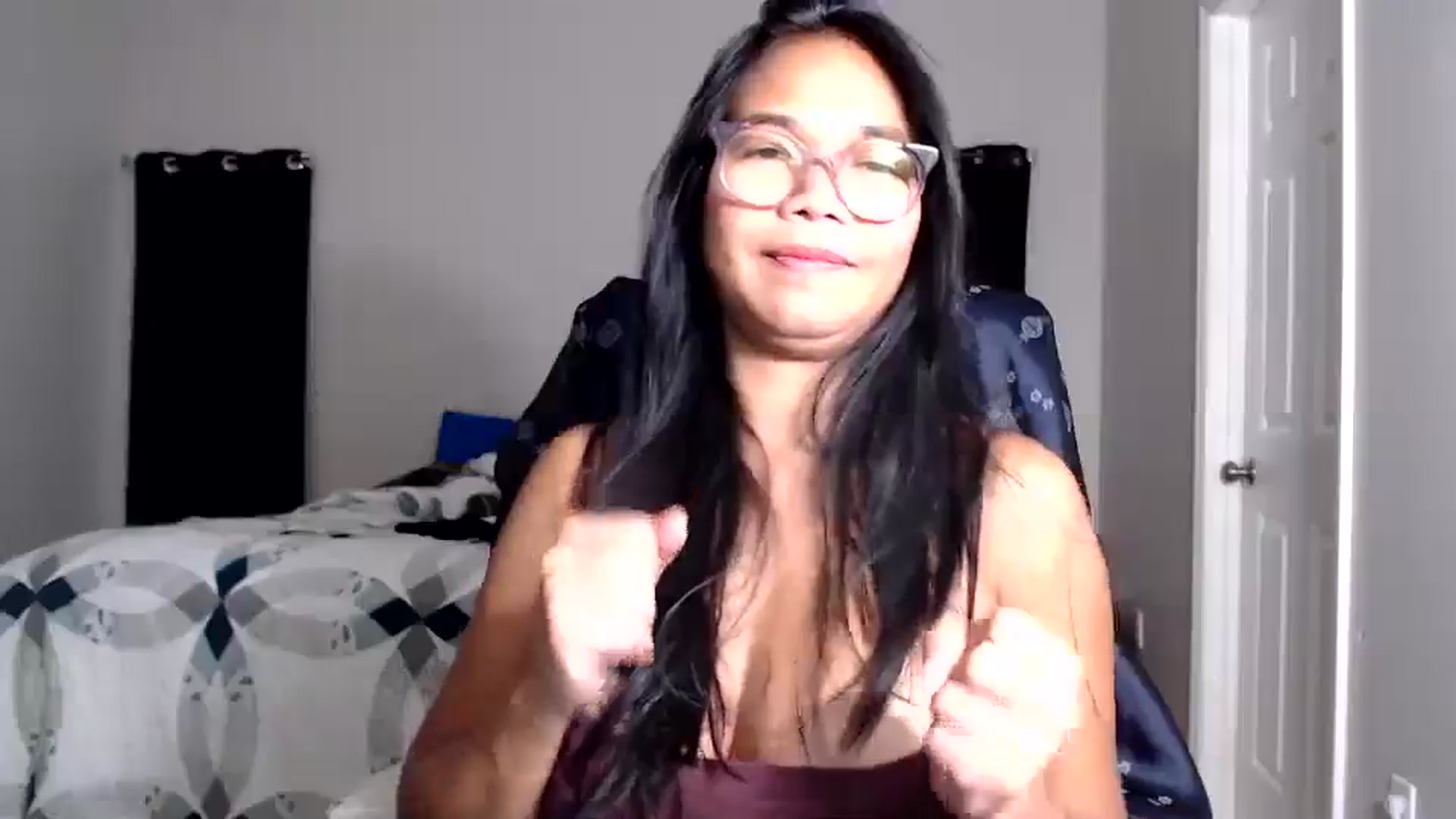 Gallery image thumbnail from Littlekai2025's myfreecams stream on, 06/30/2025, 04:26 image 18 of 20