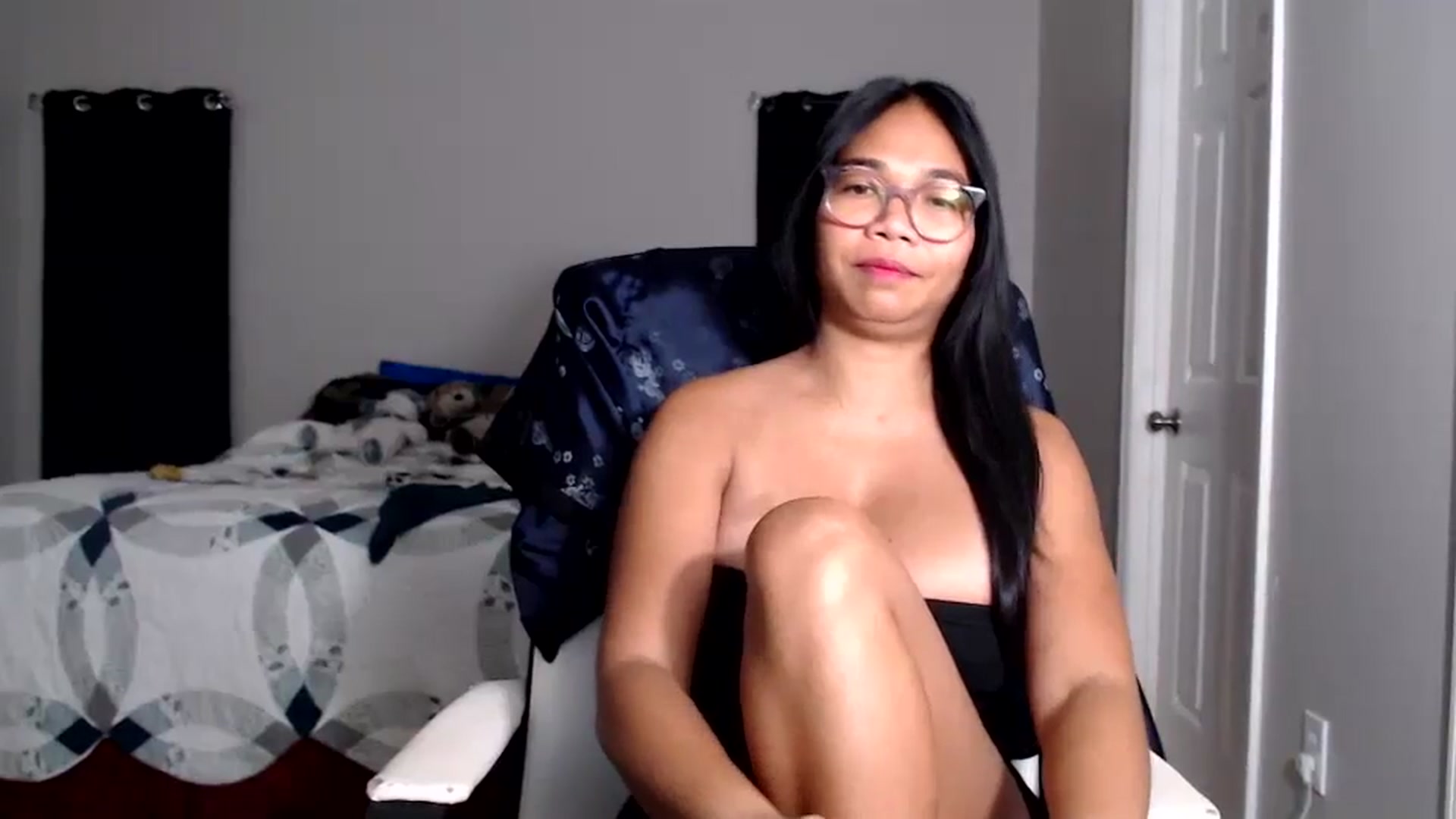 Gallery image thumbnail from Littlekai2025's myfreecams stream on, 07/02/2025, 01:49 image 13 of 20