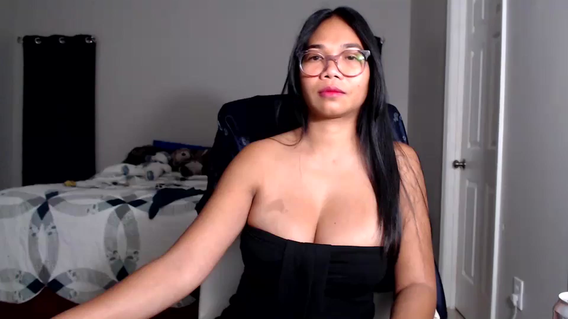 Gallery image thumbnail from Littlekai2025's myfreecams stream on, 07/02/2025, 01:49 image 19 of 20