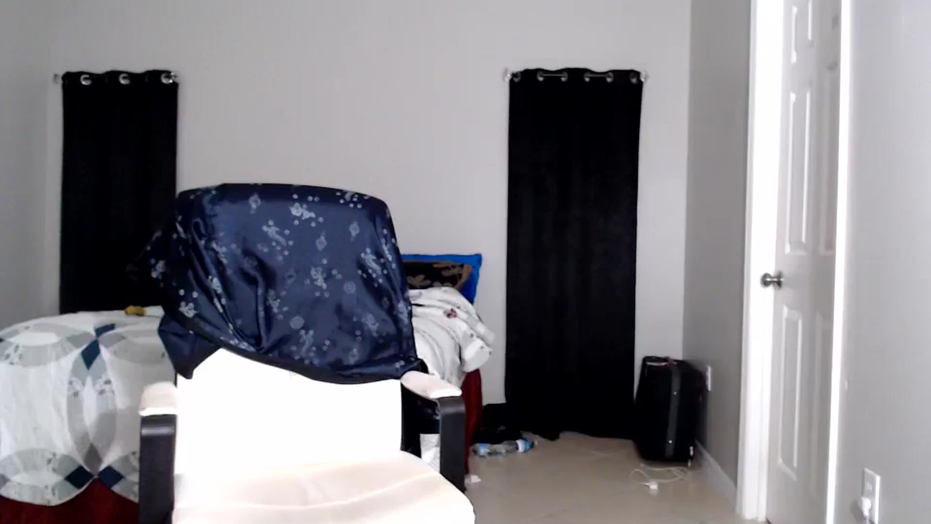 Gallery image thumbnail from Littlekai2025's myfreecams stream on, 07/02/2025, 02:30 image 20 of 20