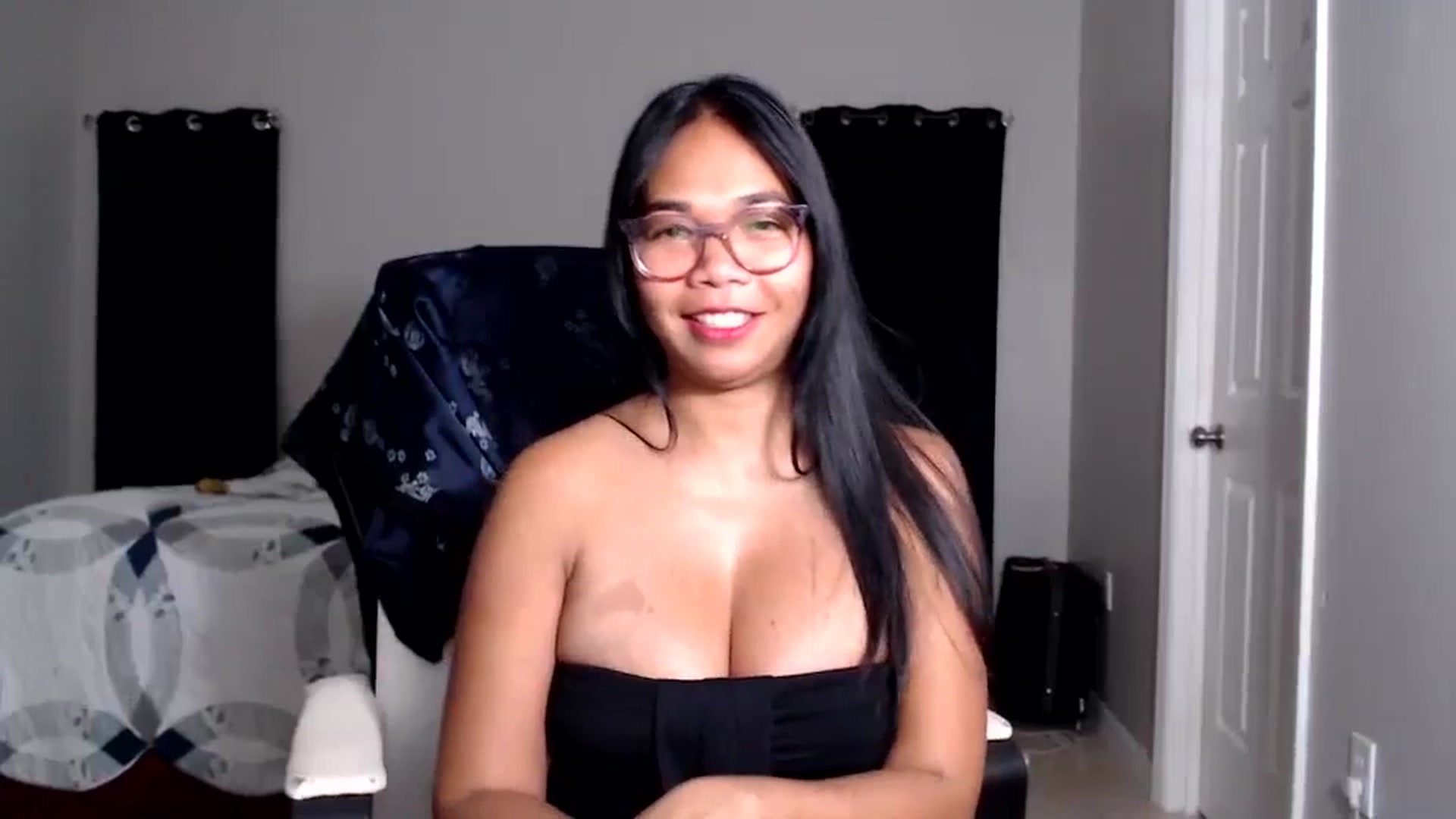 Gallery image thumbnail from Littlekai2025's myfreecams stream on, 07/02/2025, 02:30 image 2 of 20