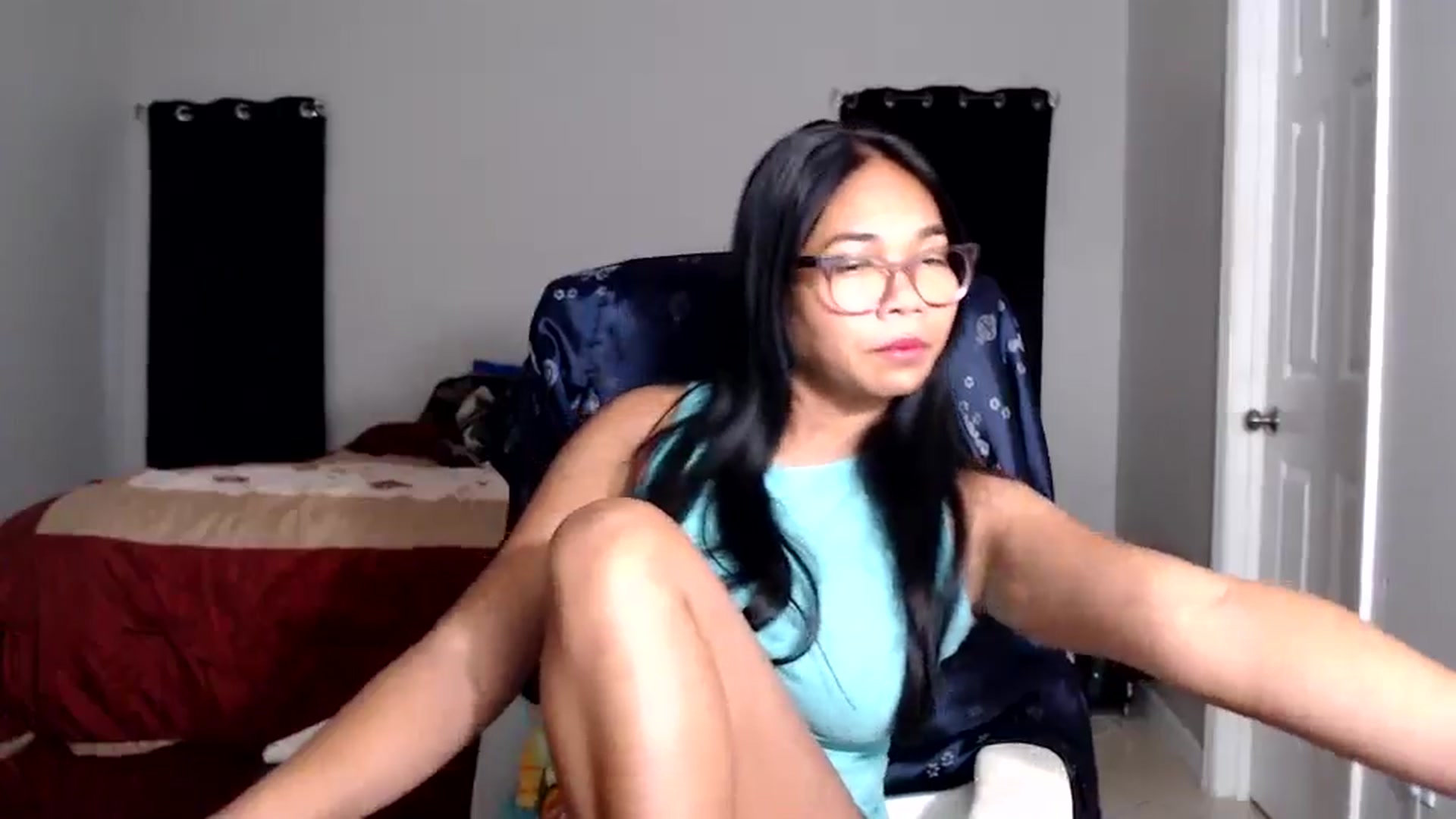 Gallery image thumbnail from Littlekai2025's myfreecams stream on, 07/03/2025, 24:00 image 3 of 20