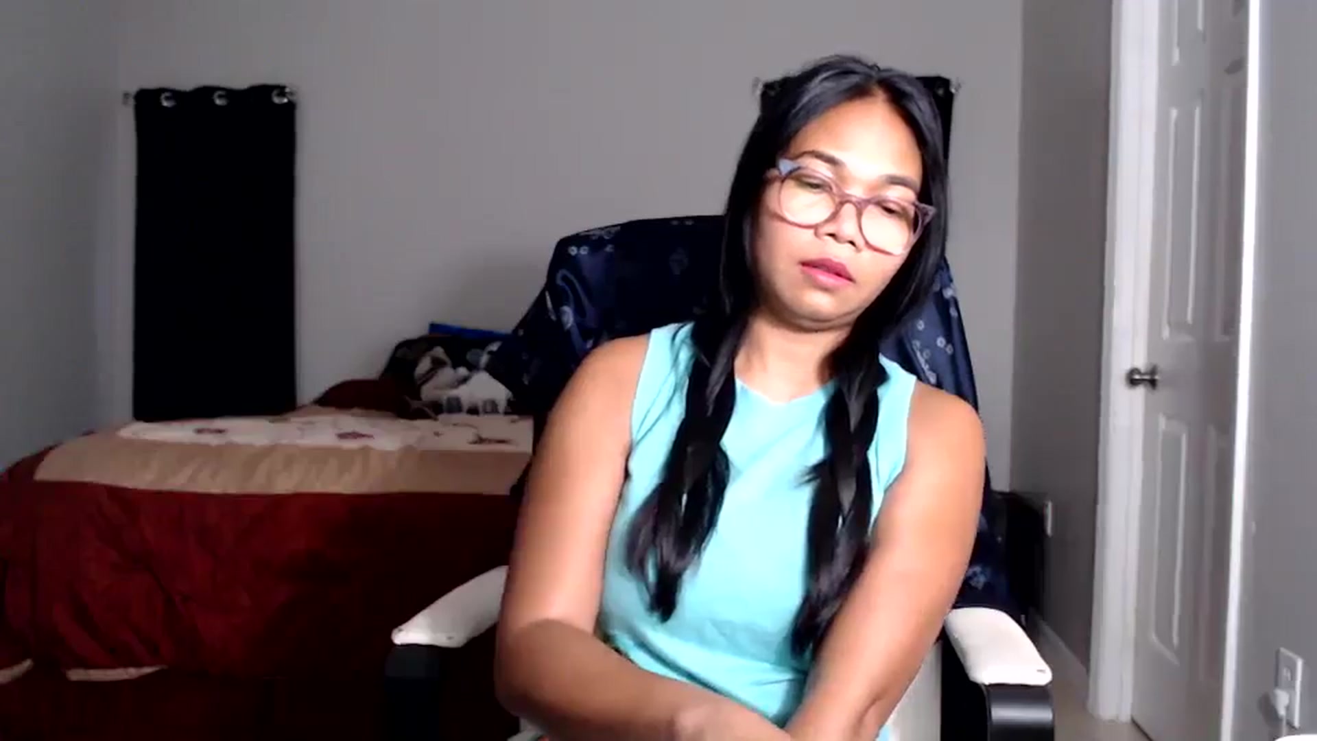 Gallery image thumbnail from Littlekai2025's myfreecams stream on, 07/03/2025, 24:00 image 12 of 20