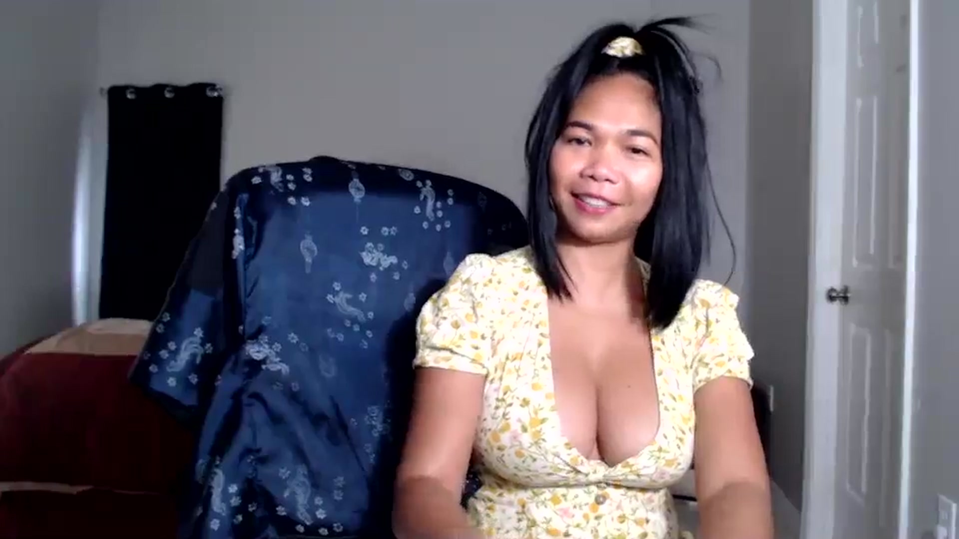 Gallery image thumbnail from Littlekai2025's myfreecams stream on, 07/05/2025, 21:23 image 18 of 20