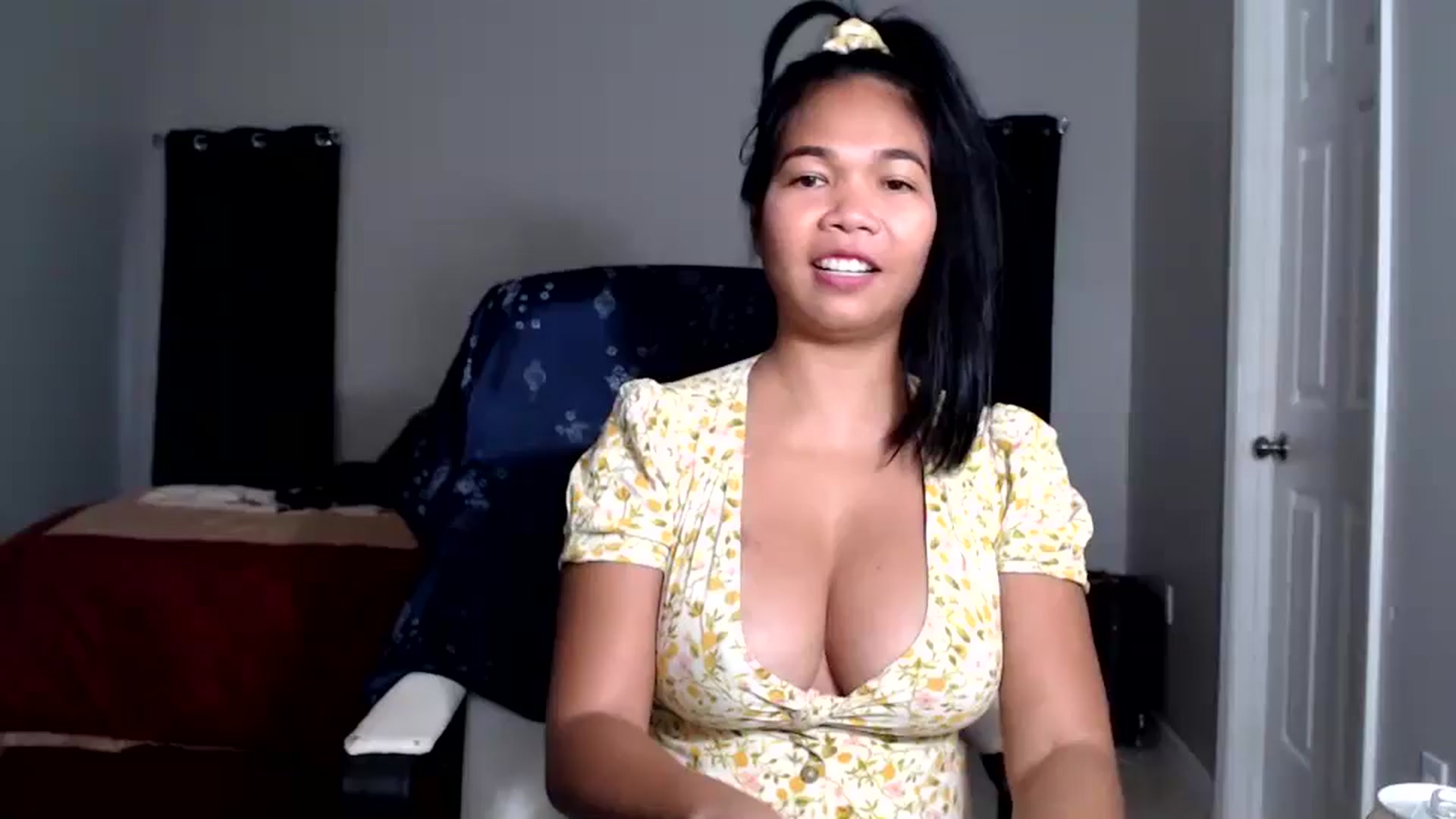 Gallery image thumbnail from Littlekai2025's myfreecams stream on, 07/06/2025, 24:19 image 1 of 20