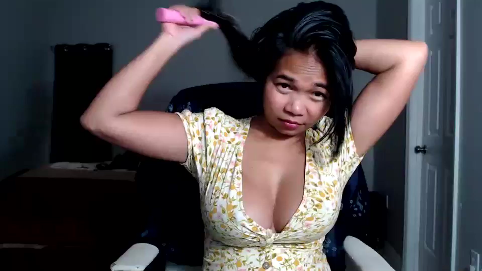 Gallery image thumbnail from Littlekai2025's myfreecams stream on, 07/06/2025, 24:19 image 20 of 20