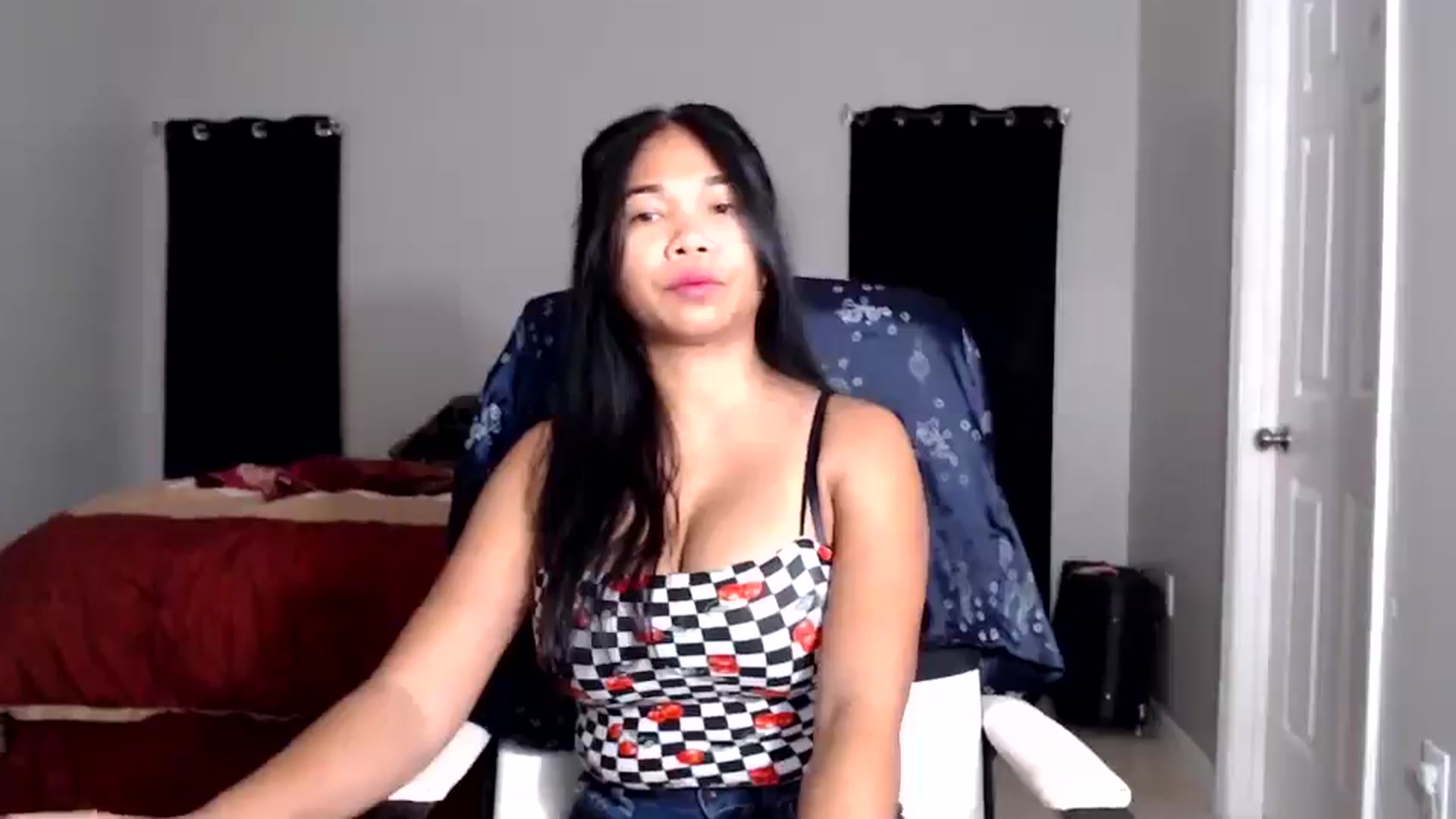 Gallery image thumbnail from Littlekai2025's myfreecams stream on, 07/08/2025, 03:31 image 3 of 20