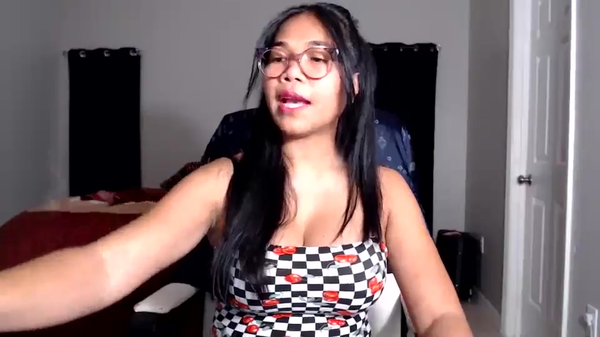 Gallery image thumbnail from Littlekai2025's myfreecams stream on, 07/08/2025, 03:31 image 6 of 20