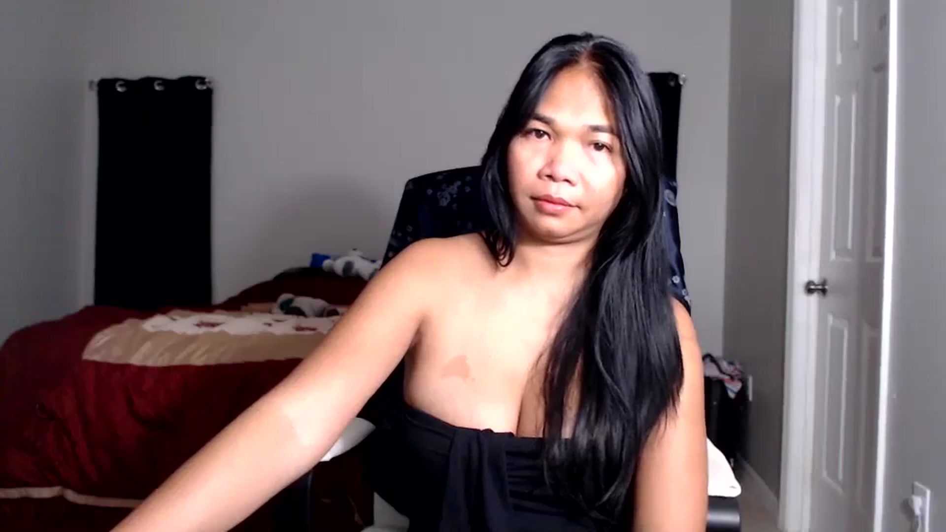 Gallery image thumbnail from Littlekai2025's myfreecams stream on, 07/15/2025, 01:25 image 10 of 20