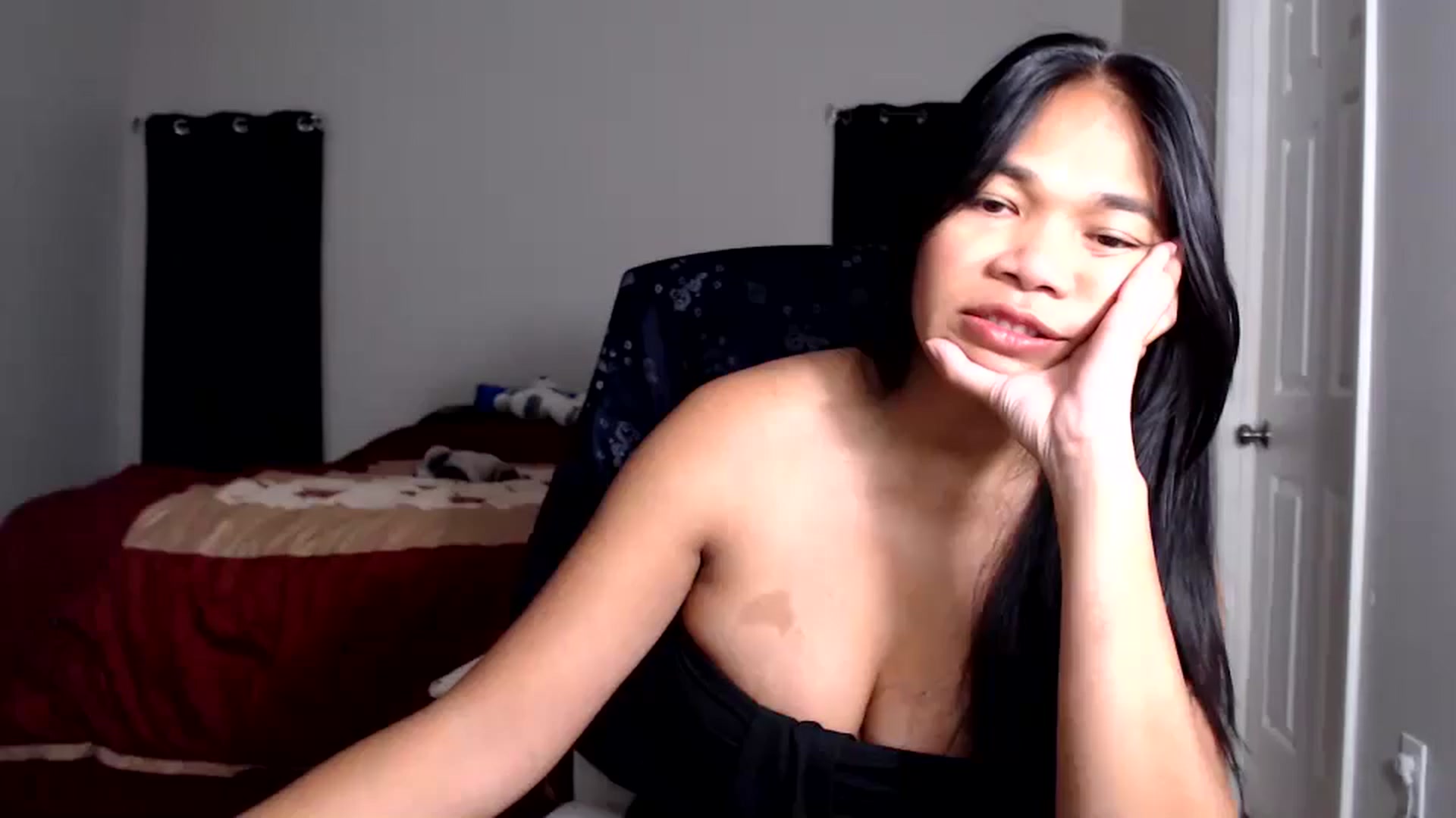 Gallery image thumbnail from Littlekai2025's myfreecams stream on, 07/15/2025, 01:25 image 9 of 20