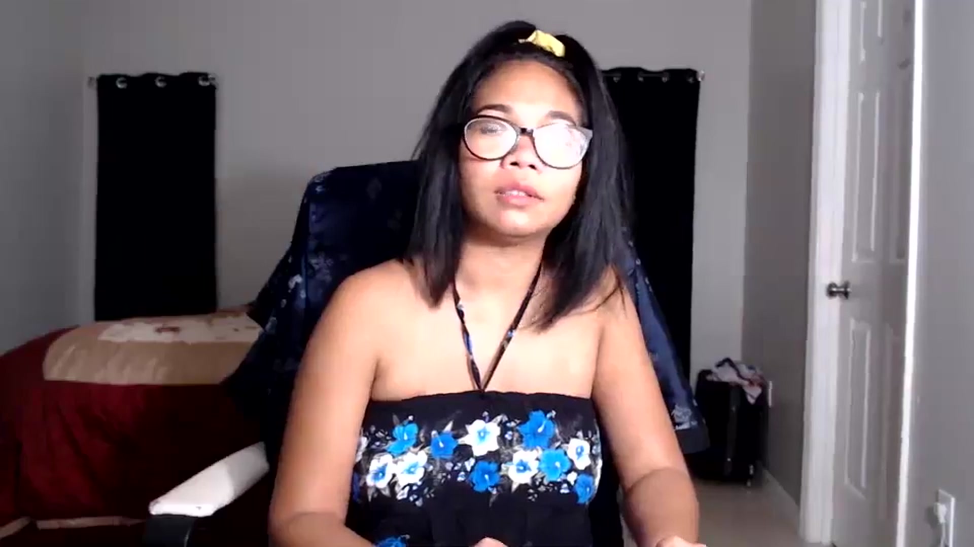 Gallery image thumbnail from Littlekai2025's myfreecams stream on, 07/16/2025, 02:04 image 19 of 20