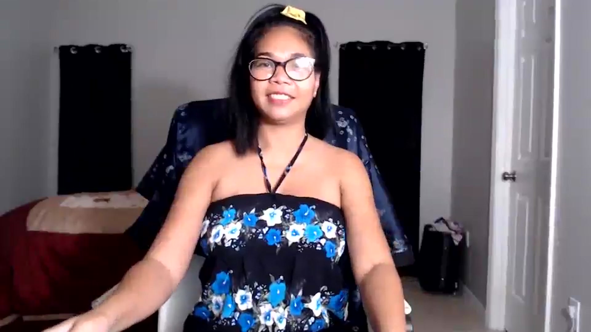 Gallery image thumbnail from Littlekai2025's myfreecams stream on, 07/16/2025, 02:04 image 15 of 20