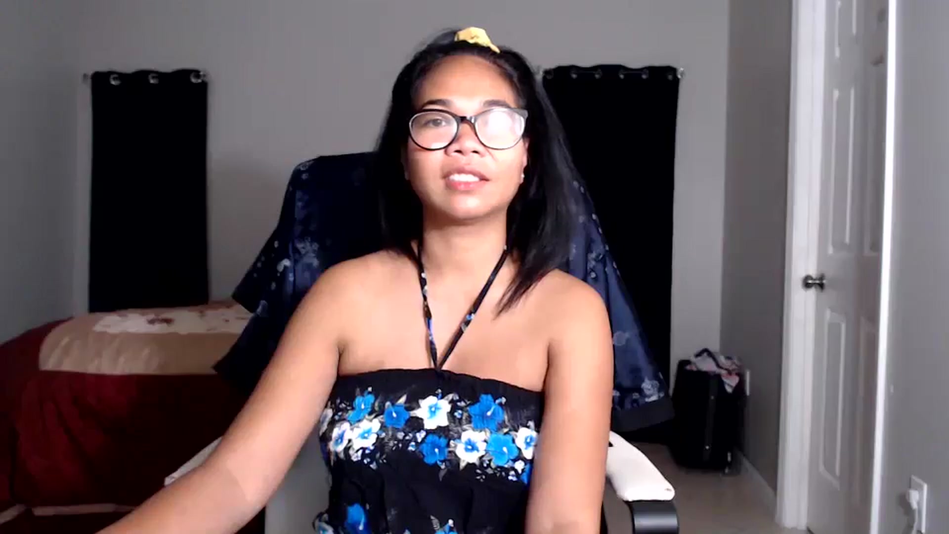 Gallery image thumbnail from Littlekai2025's myfreecams stream on, 07/16/2025, 02:04 image 4 of 20