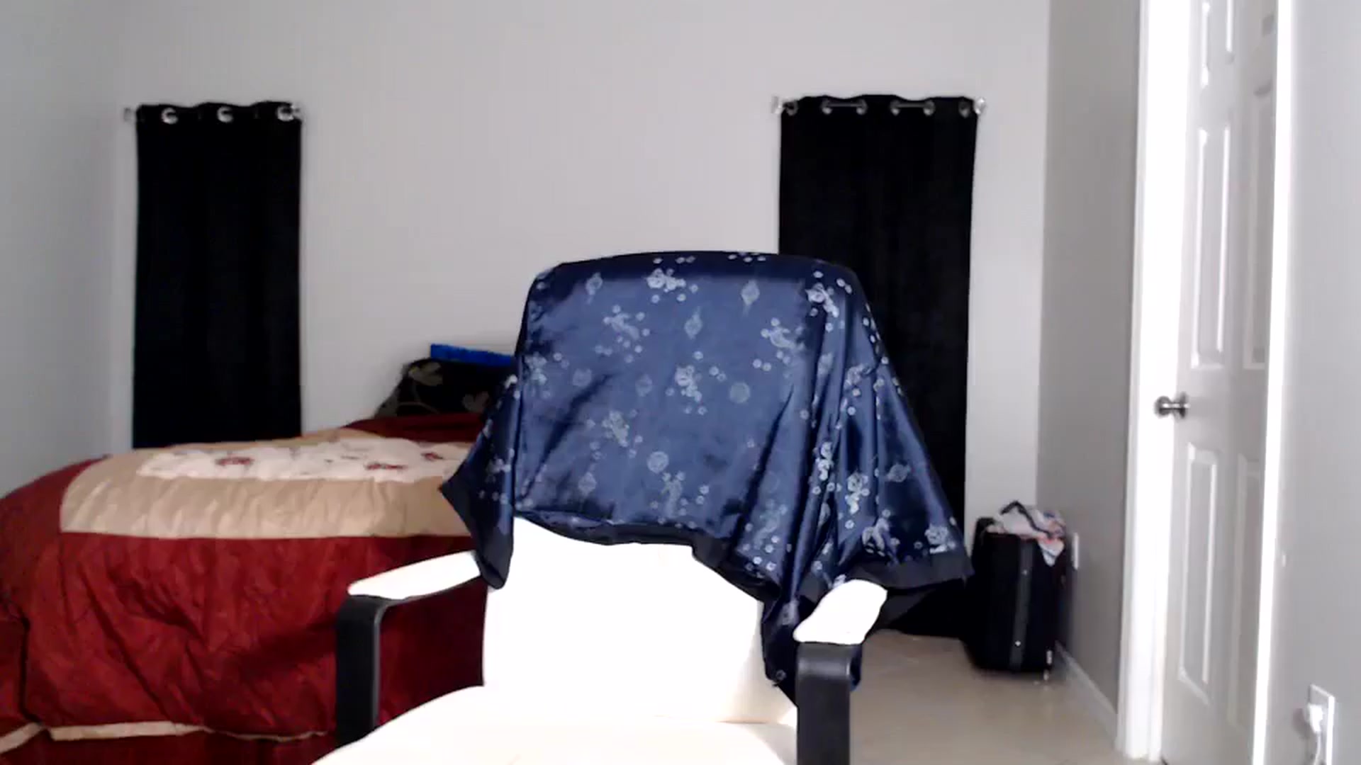 Gallery image thumbnail from Littlekai2025's myfreecams stream on, 07/16/2025, 02:04 image 10 of 20