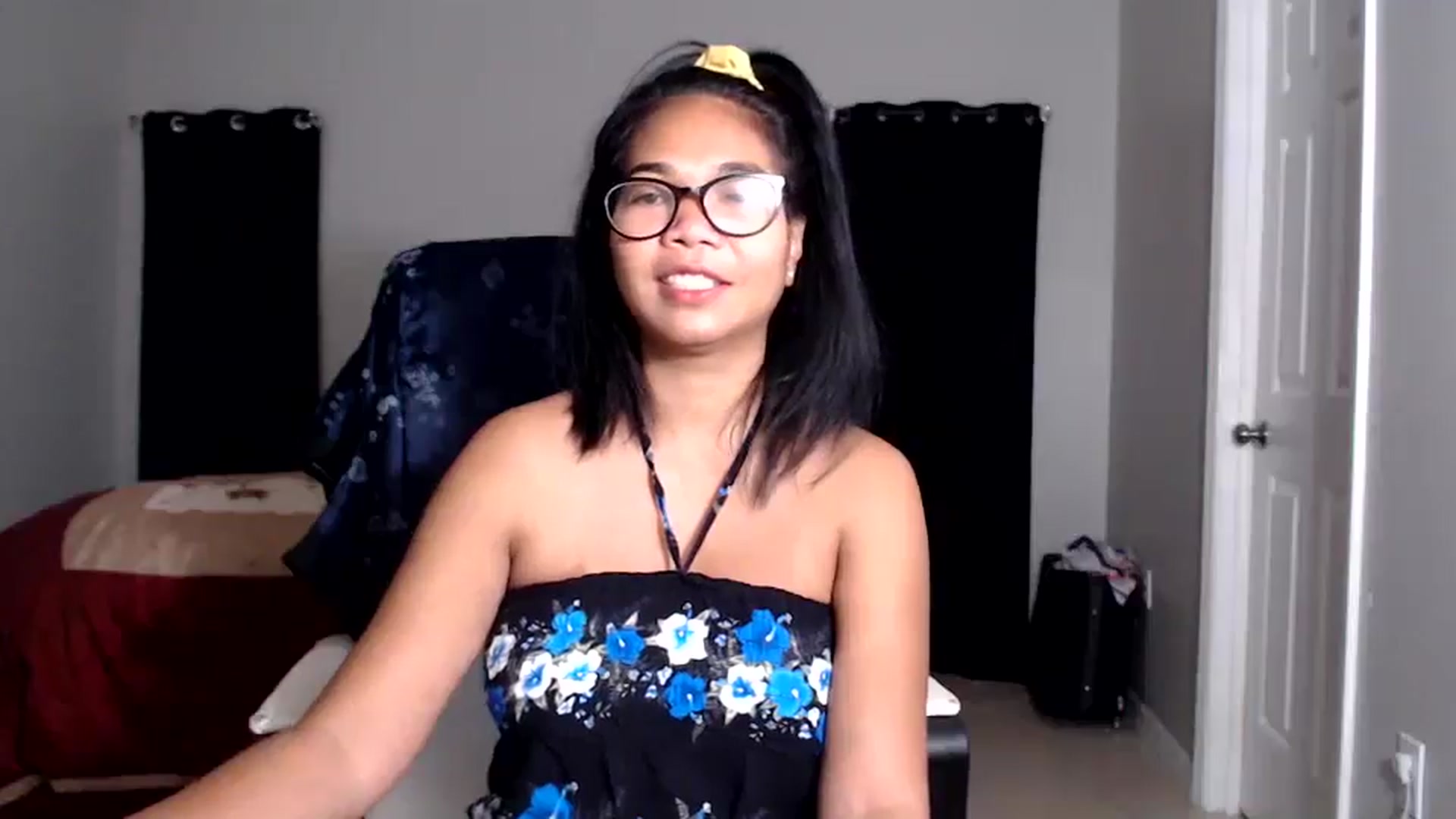 Gallery image thumbnail from Littlekai2025's myfreecams stream on, 07/16/2025, 02:04 image 12 of 20