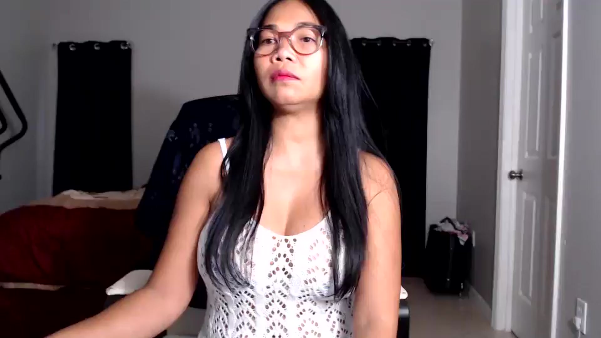 Gallery image thumbnail from Littlekai2025's myfreecams stream on, 07/21/2025, 24:00 image 15 of 20