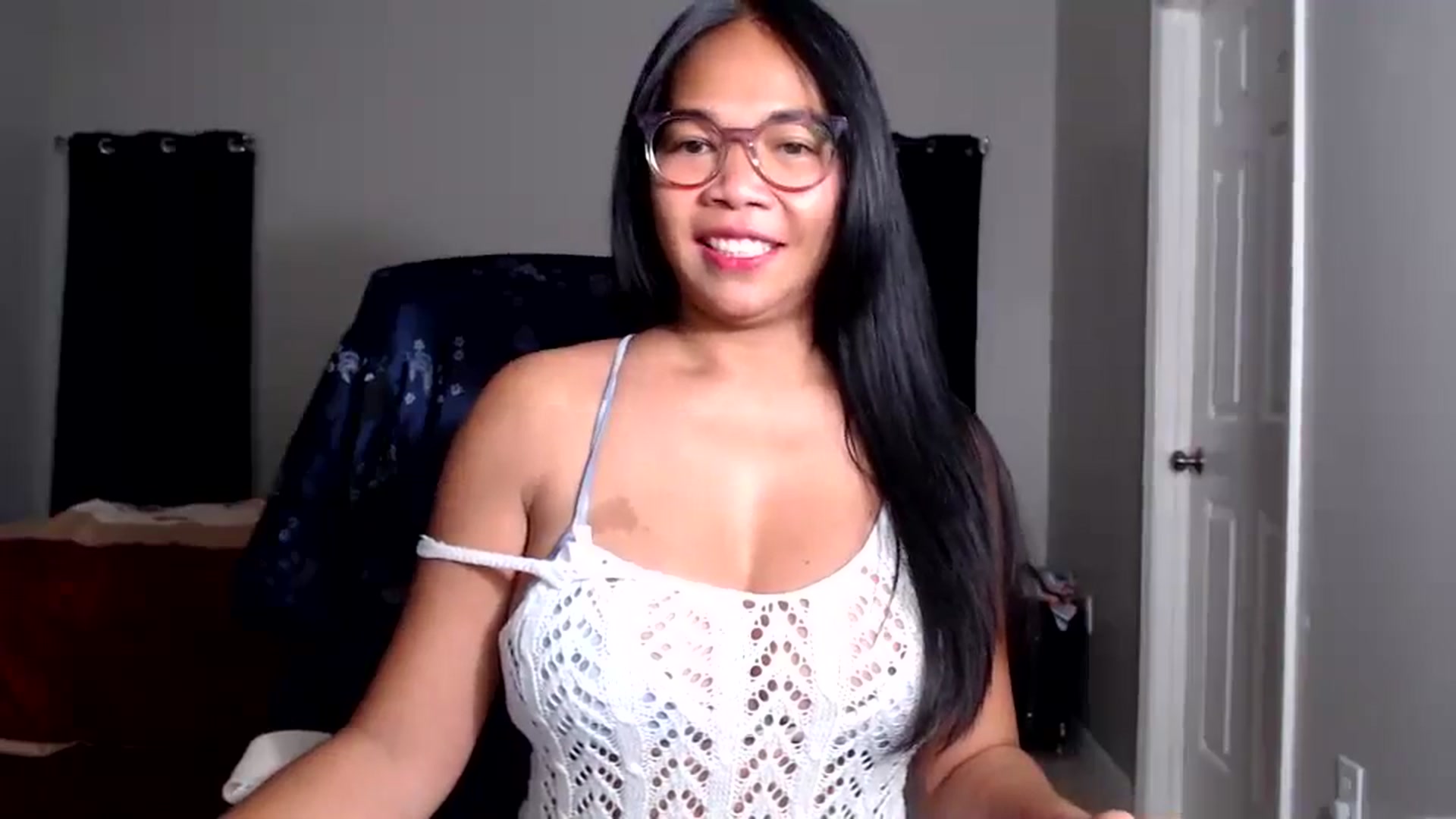 Gallery image thumbnail from Littlekai2025's myfreecams stream on, 07/21/2025, 04:11 image 12 of 20