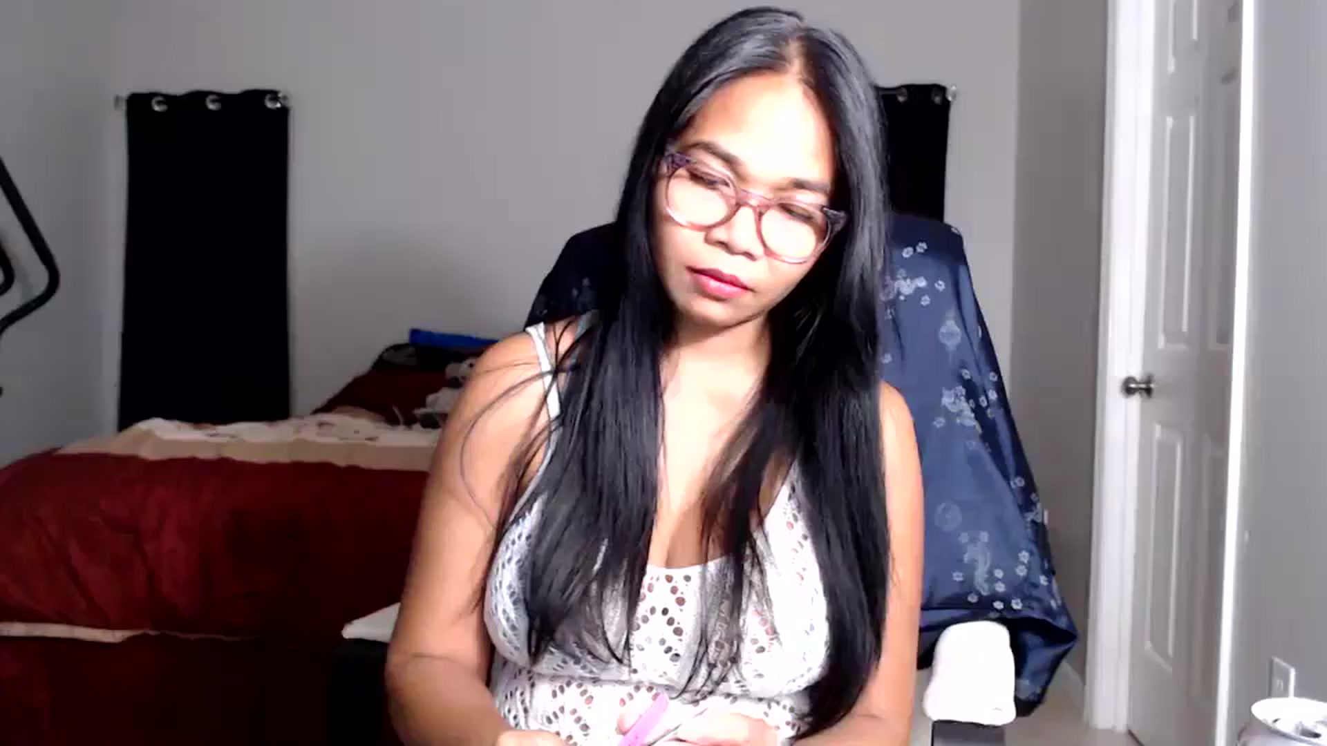 Gallery image thumbnail from Littlekai2025's myfreecams stream on, 07/21/2025, 04:11 image 1 of 20