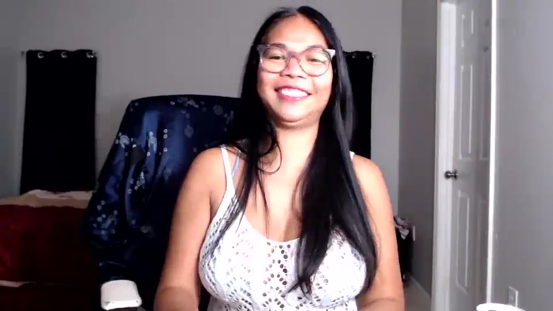 Gallery image thumbnail from Littlekai2025's myfreecams stream on, 07/21/2025, 04:11 image 15 of 20