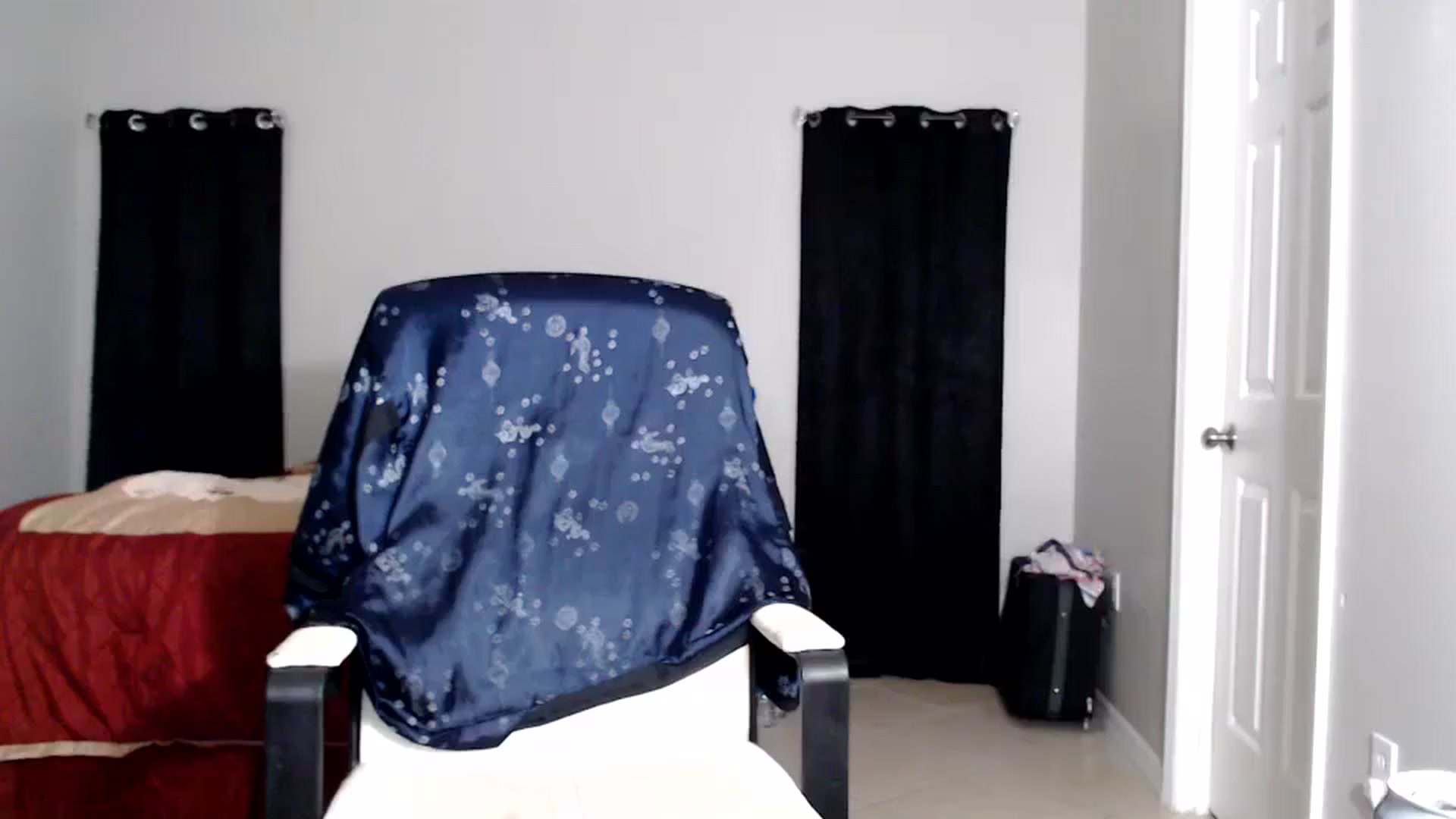 Gallery image thumbnail from Littlekai2025's myfreecams stream on, 07/22/2025, 04:13 image 15 of 20