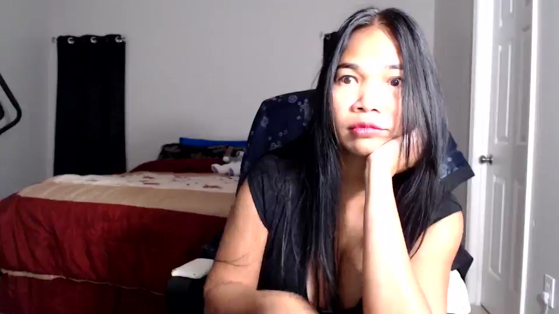 Gallery image thumbnail from Littlekai2025's myfreecams stream on, 07/23/2025, 02:34 image 10 of 20