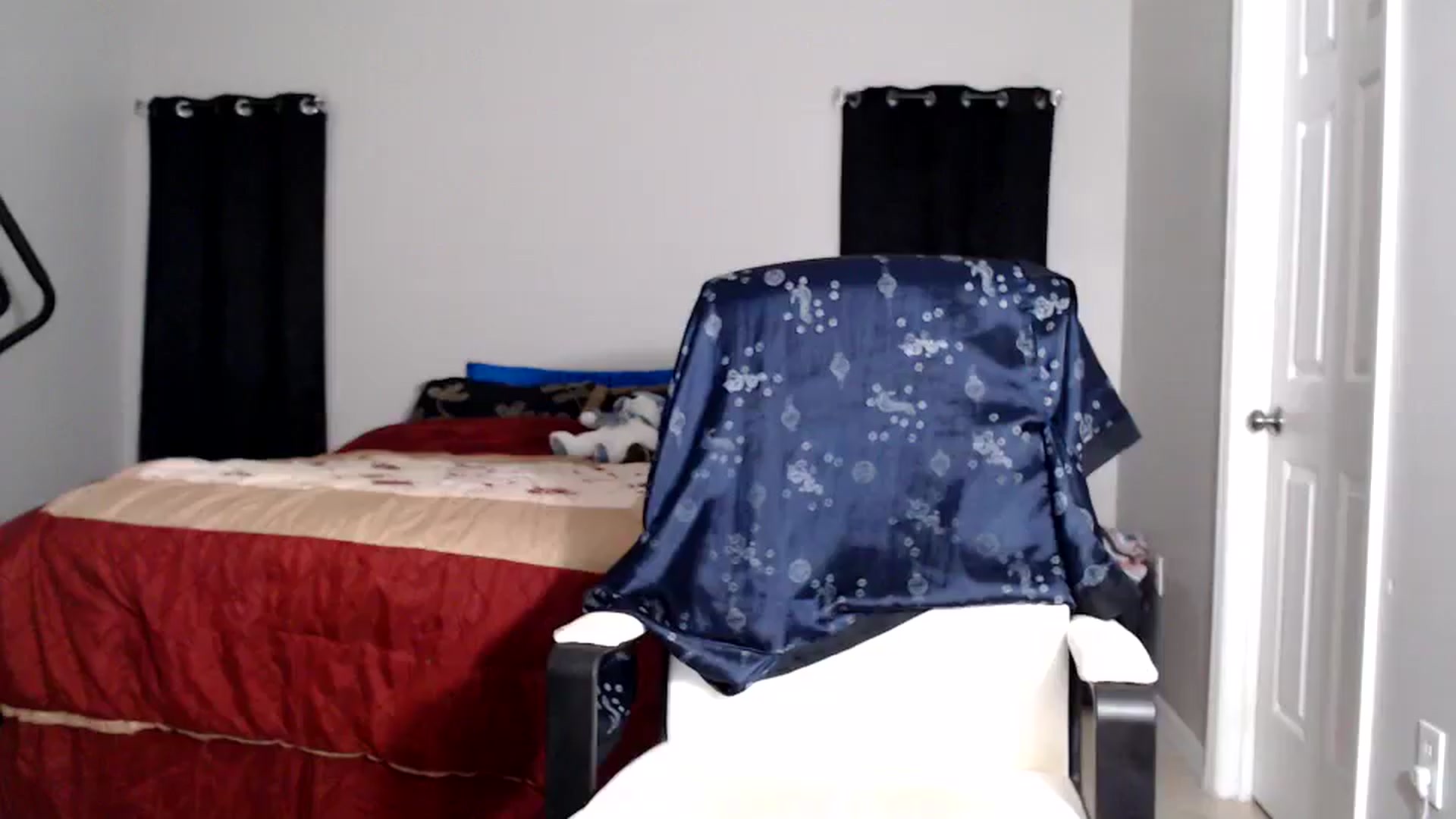 Gallery image thumbnail from Littlekai2025's myfreecams stream on, 07/23/2025, 02:34 image 7 of 20