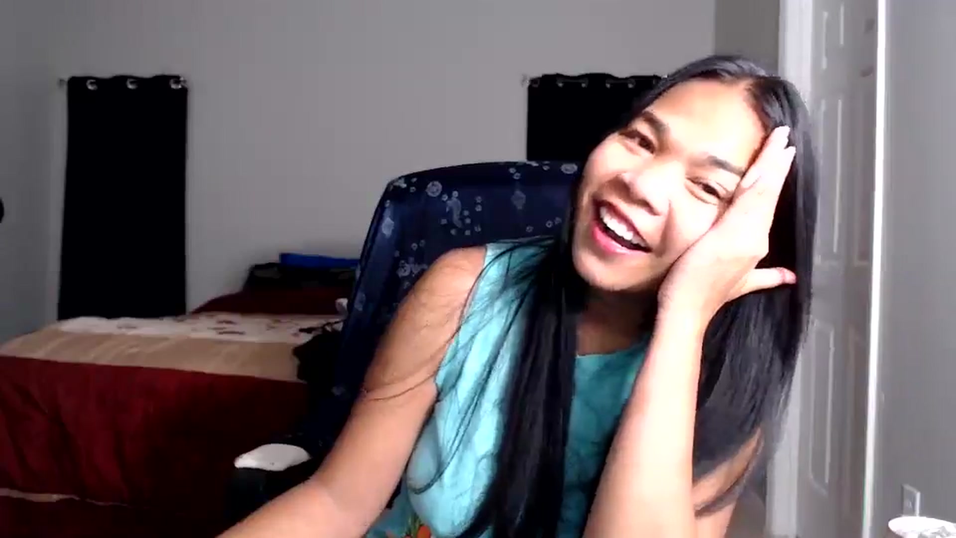 Gallery image thumbnail from Littlekai2025's myfreecams stream on, 07/23/2025, 04:01 image 3 of 20