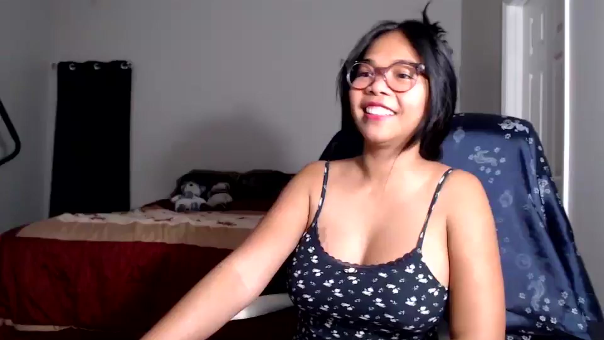 Gallery image thumbnail from Littlekai2025's myfreecams stream on, 07/27/2025, 04:44 image 1 of 20