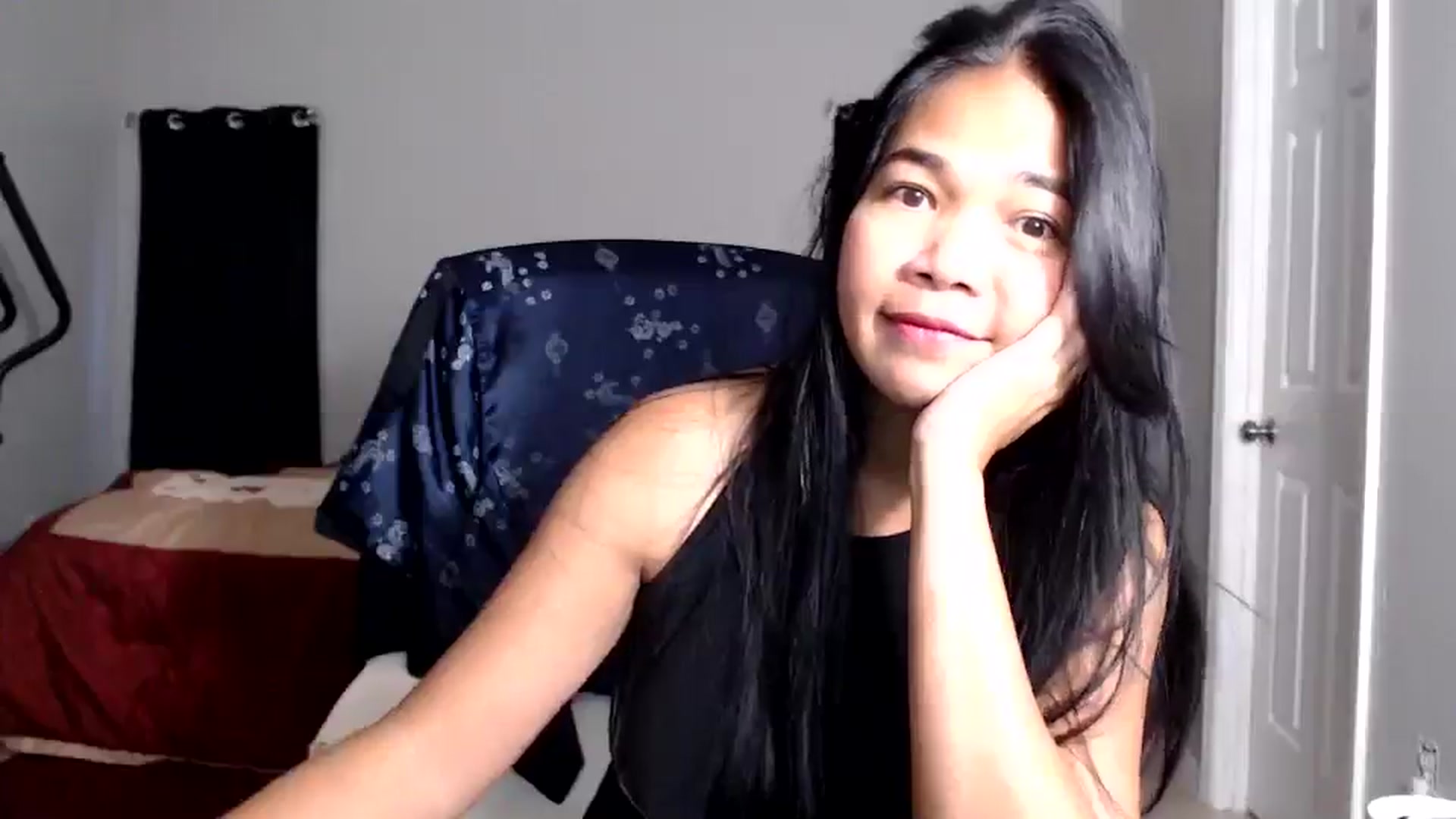 Gallery image thumbnail from Littlekai2025's myfreecams stream on, 07/28/2025, 24:00 image 11 of 20