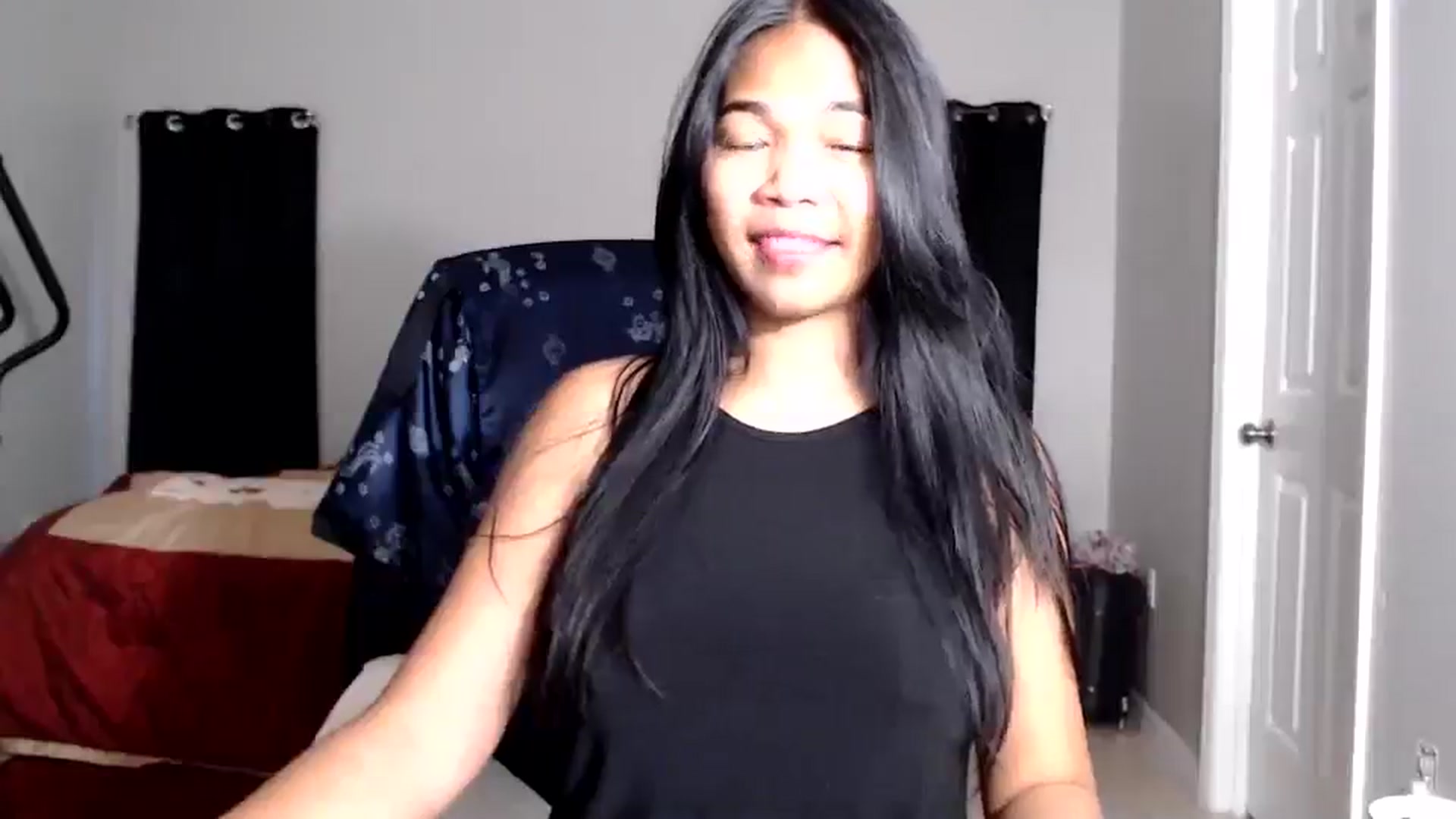 Gallery image thumbnail from Littlekai2025's myfreecams stream on, 07/28/2025, 24:00 image 10 of 20