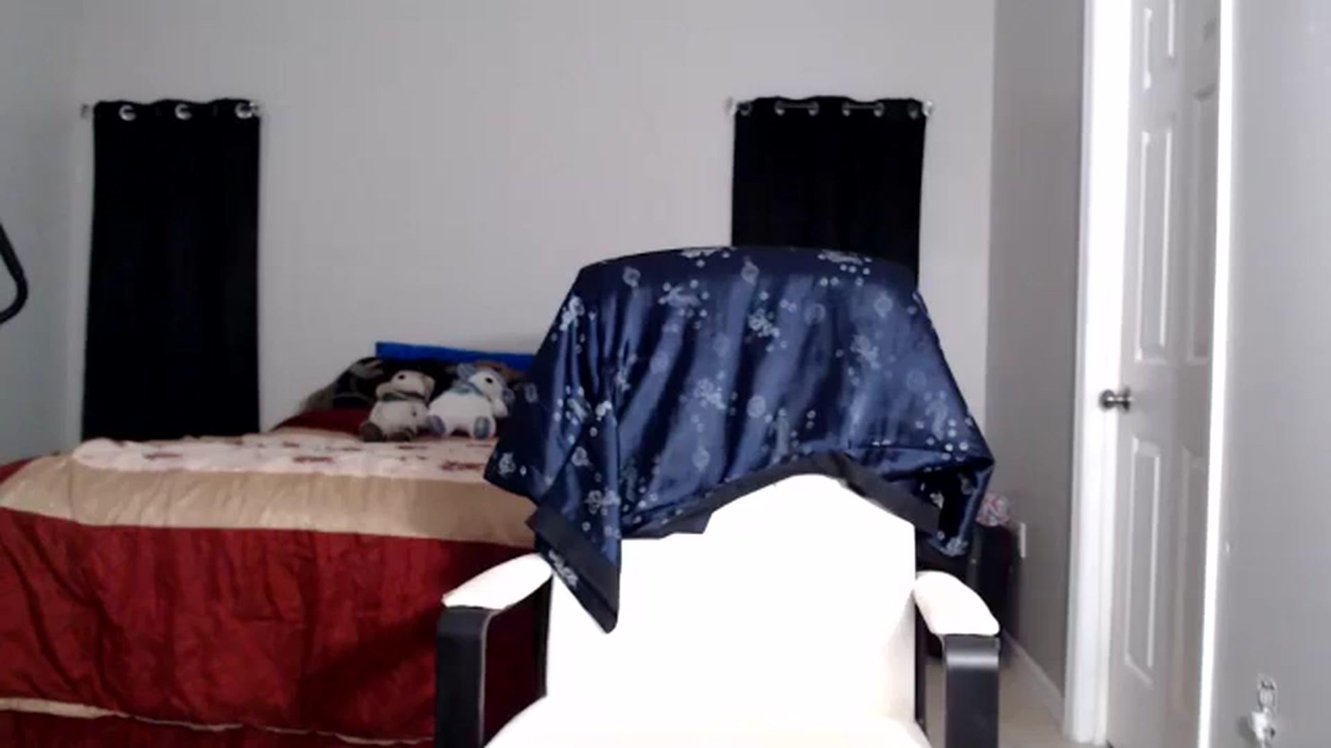 Gallery image thumbnail from Littlekai2025's myfreecams stream on, 07/30/2025, 02:58 image 19 of 20