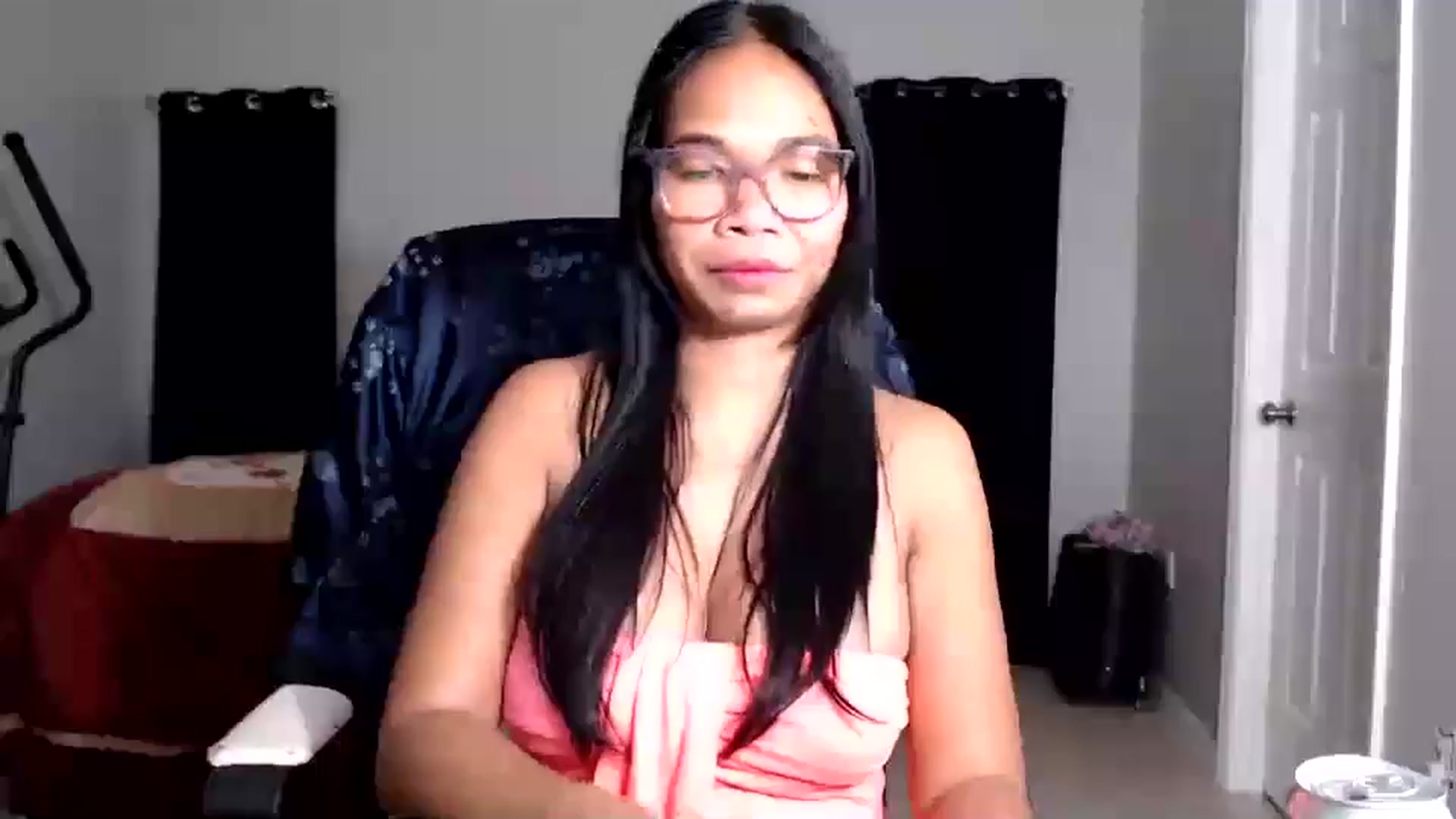 Gallery image thumbnail from Littlekai2025's myfreecams stream on, 07/30/2025, 04:32 image 12 of 20