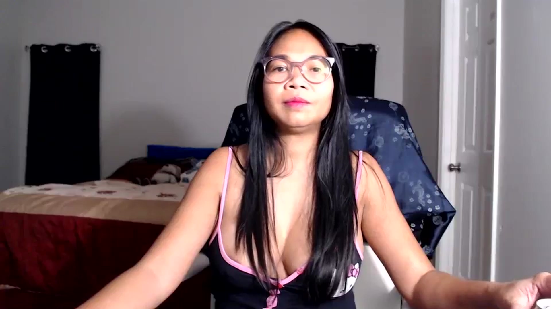 Gallery image thumbnail from Littlekai2025's myfreecams stream on, 08/01/2025, 04:37 image 5 of 20