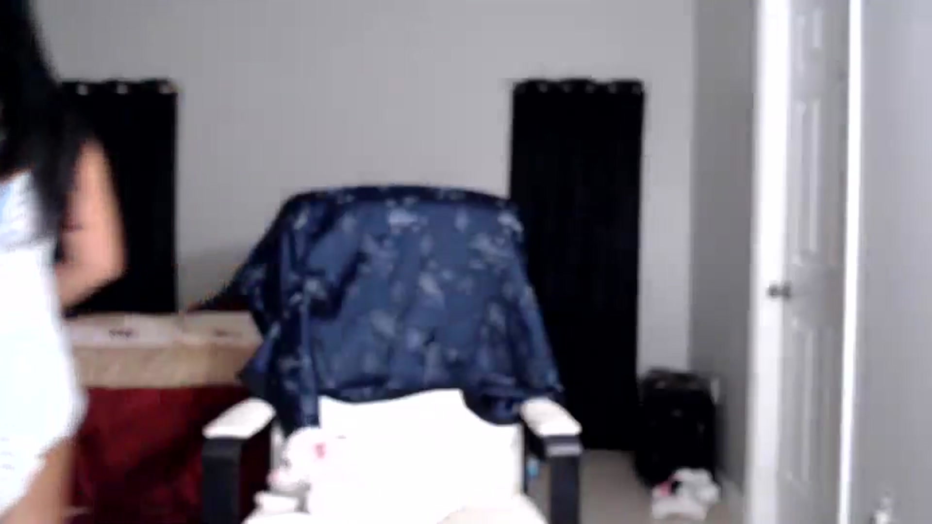 Gallery image thumbnail from Littlekai2025's myfreecams stream on, 08/03/2025, 04:57 image 13 of 20